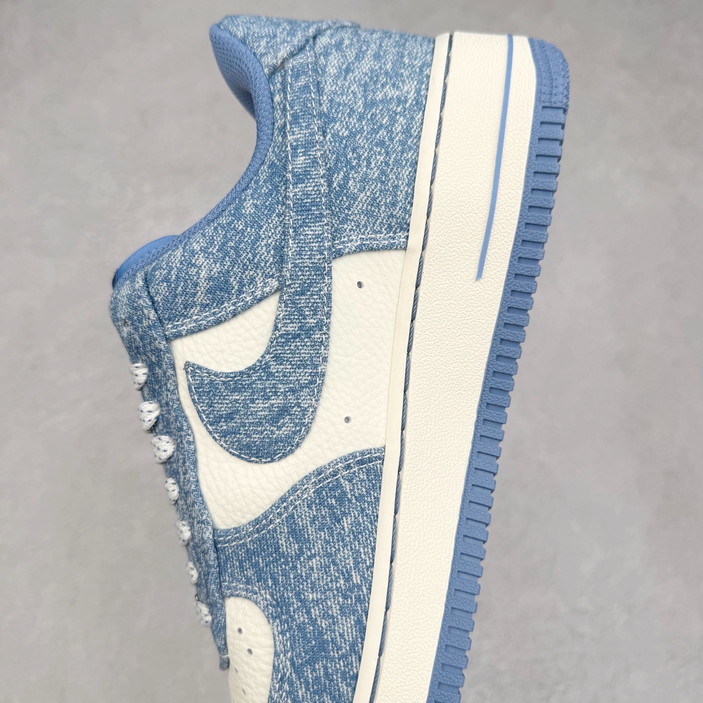 图片[7]-NK Air Force 1´07 Low 空军一号低帮百搭休闲运动板鞋 LW9279-021 柔软、弹性十足的缓震性能和出色的中底设计 横跨复古与现代的外型结合 造就出风靡全球 三十多年的Force 1 直到今天还深受青睐 实拍调校N版已经零色差零失真 百分百还原实物色彩所见即所得 不存在货不对板色差等低级问题 选购参考实物拍摄 不混卖不参货 只用心做好货严格选品 承诺混一赔十 尺码：36 36.5 37.5 38 38.5 39 40 40.5 41 42 42.5 43 44 44.5 45-选品中心