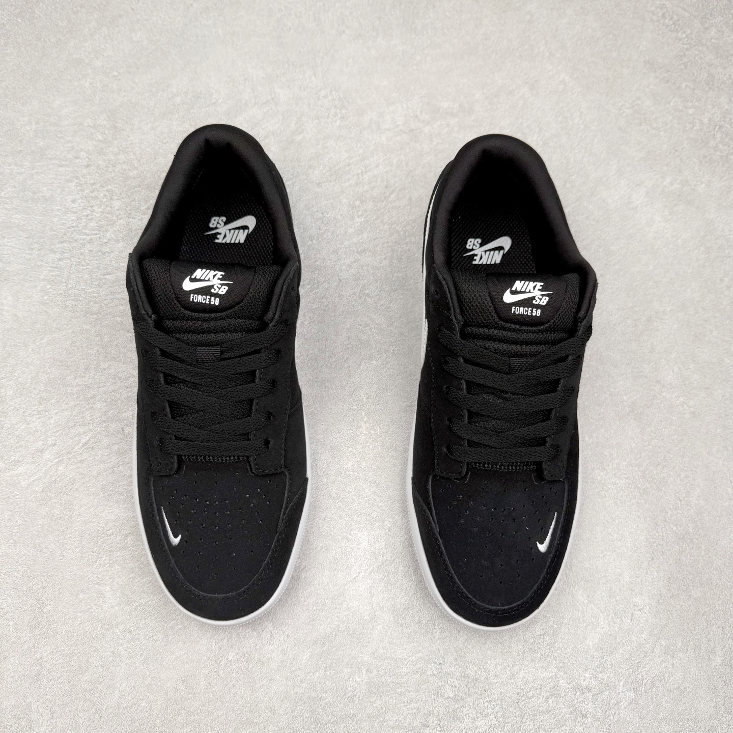 图片[2]-NK SB Force 58 空军58系列低帮休闲运动滑板板鞋 CZ2959-001 鞋面由帆布和麂皮拼接 层次感丰富 搭配硫化外底 耐磨耐穿 鞋舌及中底后跟处饰有SB Logo 表明鞋款身份 采用包边设计 经久耐穿 硫化结构则有效提升灵活性 穿上这款全新推出的创意力作 助你耀动街头 尺码：36 36.5 37.5 38 38.5 39 40 40.5 41 42 42.5 43 44 45-选品中心