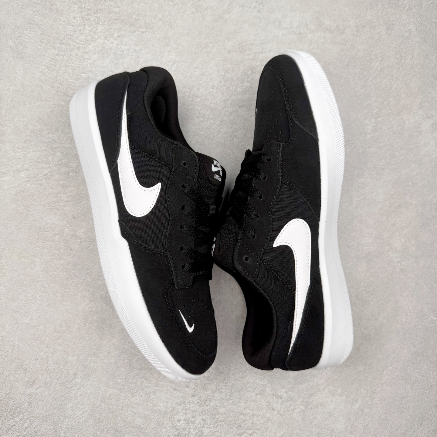 图片[3]-NK SB Force 58 空军58系列低帮休闲运动滑板板鞋 CZ2959-001 鞋面由帆布和麂皮拼接 层次感丰富 搭配硫化外底 耐磨耐穿 鞋舌及中底后跟处饰有SB Logo 表明鞋款身份 采用包边设计 经久耐穿 硫化结构则有效提升灵活性 穿上这款全新推出的创意力作 助你耀动街头 尺码：36 36.5 37.5 38 38.5 39 40 40.5 41 42 42.5 43 44 45-选品中心