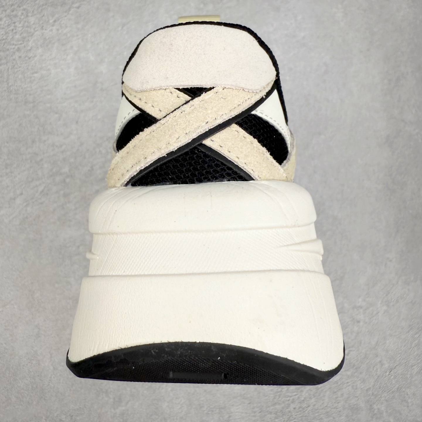 图片[8]-Onitsuka Tiger SP-1 鬼塚虎织物牛剖层革合成革厚底百搭减震耐磨低帮生活休闲鞋 鬼塚虎从运动中汲取灵感，并致力于打造融合舒适感受与创新设计的时尚品牌。品牌的设计风格既体现了对传统的致敬，同时也表达了对精致风格和现代创意的推崇。我们提供独具个性的全系列产品，打造从头到脚的整体穿搭。每件产品皆以精湛工艺匠心打造，细节考究，品质出众。尺码：36 37 37.5 38 39 39.5 40.5 41.5 42 42.5 43.5 44 45-选品中心