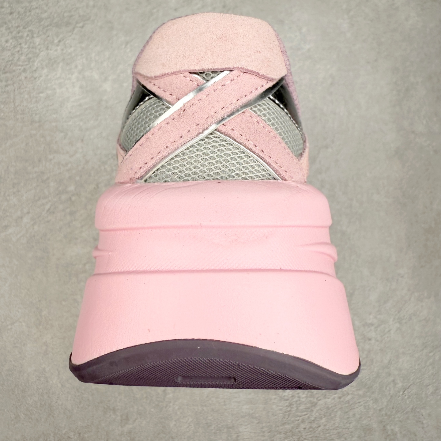 图片[8]-Onitsuka Tiger SP-1 鬼塚虎织物牛剖层革合成革厚底百搭减震耐磨低帮生活休闲鞋 鬼塚虎从运动中汲取灵感，并致力于打造融合舒适感受与创新设计的时尚品牌。品牌的设计风格既体现了对传统的致敬，同时也表达了对精致风格和现代创意的推崇。我们提供独具个性的全系列产品，打造从头到脚的整体穿搭。每件产品皆以精湛工艺匠心打造，细节考究，品质出众。尺码：36 37 37.5 38 39 39.5 40.5 41.5 42 42.5 43.5 44 45-选品中心