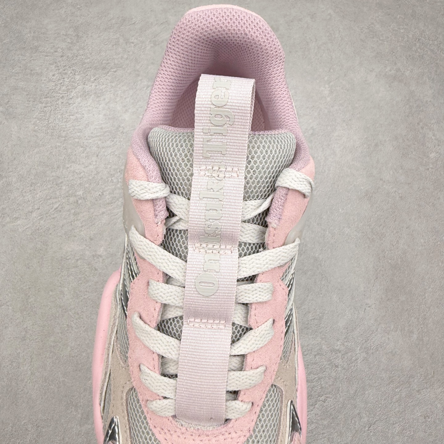 图片[5]-Onitsuka Tiger SP-1 鬼塚虎织物牛剖层革合成革厚底百搭减震耐磨低帮生活休闲鞋 鬼塚虎从运动中汲取灵感，并致力于打造融合舒适感受与创新设计的时尚品牌。品牌的设计风格既体现了对传统的致敬，同时也表达了对精致风格和现代创意的推崇。我们提供独具个性的全系列产品，打造从头到脚的整体穿搭。每件产品皆以精湛工艺匠心打造，细节考究，品质出众。尺码：36 37 37.5 38 39 39.5 40.5 41.5 42 42.5 43.5 44 45-选品中心