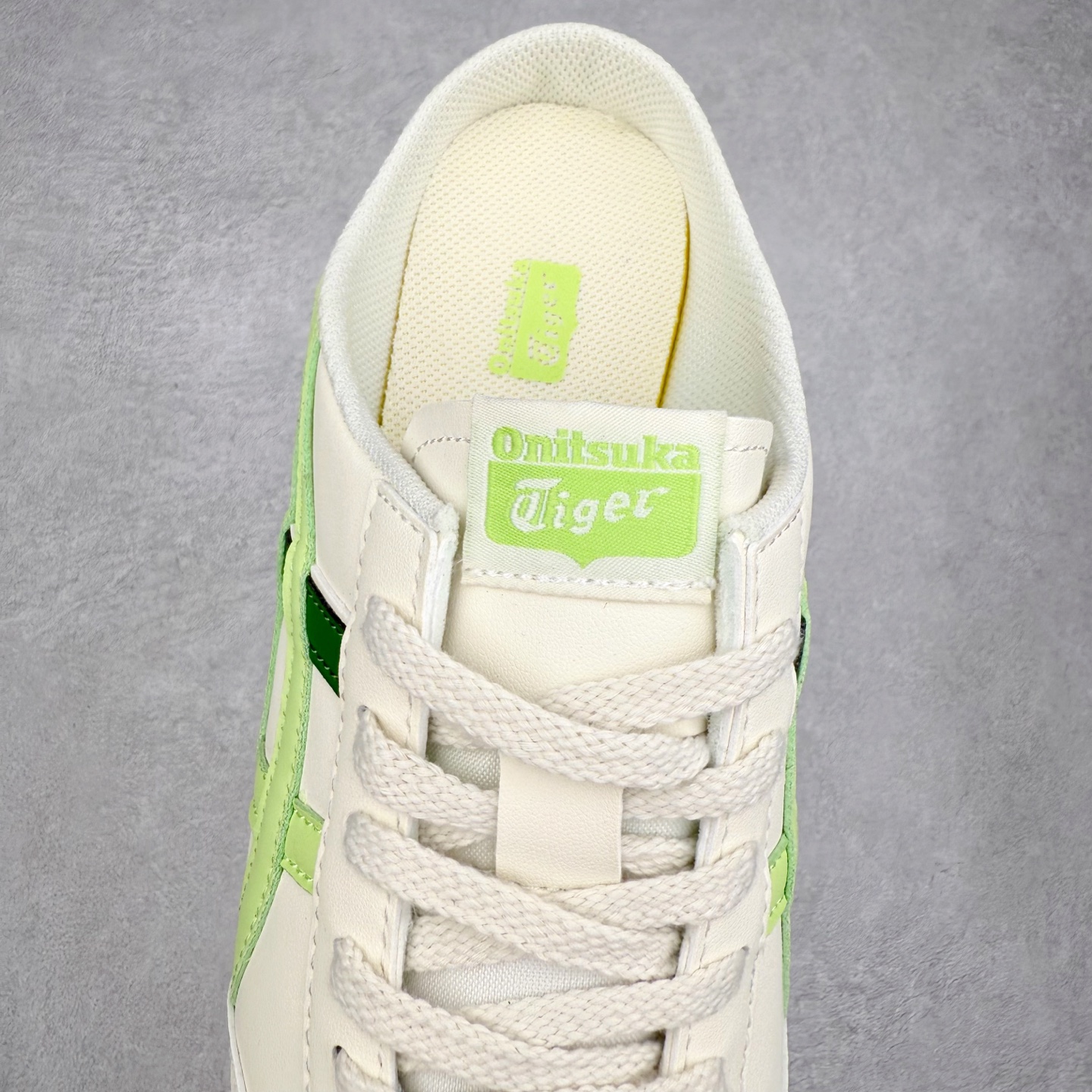 图片[5]-Onitsuka Tiger MEXICO 66 MEXICO 66 Sabot 鬼冢虎经典舒适透气低帮生活休闲鞋 男女同款 产品从款式颜色造型上体现出追求舒适和细节的完美 鞋类更是推崇手工制作的严谨与完美 融舒适性与可穿性的设计风格 注重细节的完美和别致魅力 既保持稳重 又不失轻松的时尚感 尺码：36 37 37.5 38 39 39.5 40 40.5 41.5 42 42.5 43.5 44 45-选品中心