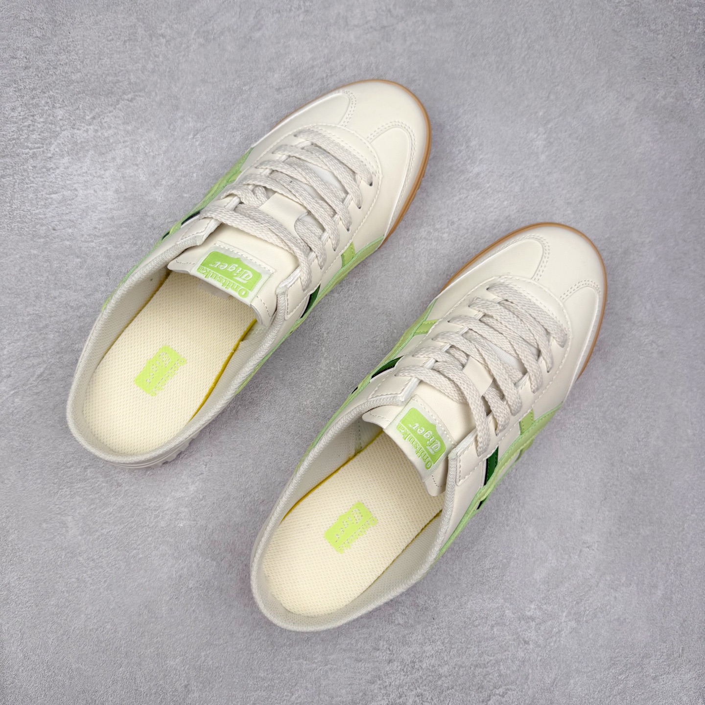 图片[3]-Onitsuka Tiger MEXICO 66 MEXICO 66 Sabot 鬼冢虎经典舒适透气低帮生活休闲鞋 男女同款 产品从款式颜色造型上体现出追求舒适和细节的完美 鞋类更是推崇手工制作的严谨与完美 融舒适性与可穿性的设计风格 注重细节的完美和别致魅力 既保持稳重 又不失轻松的时尚感 尺码：36 37 37.5 38 39 39.5 40 40.5 41.5 42 42.5 43.5 44 45-选品中心