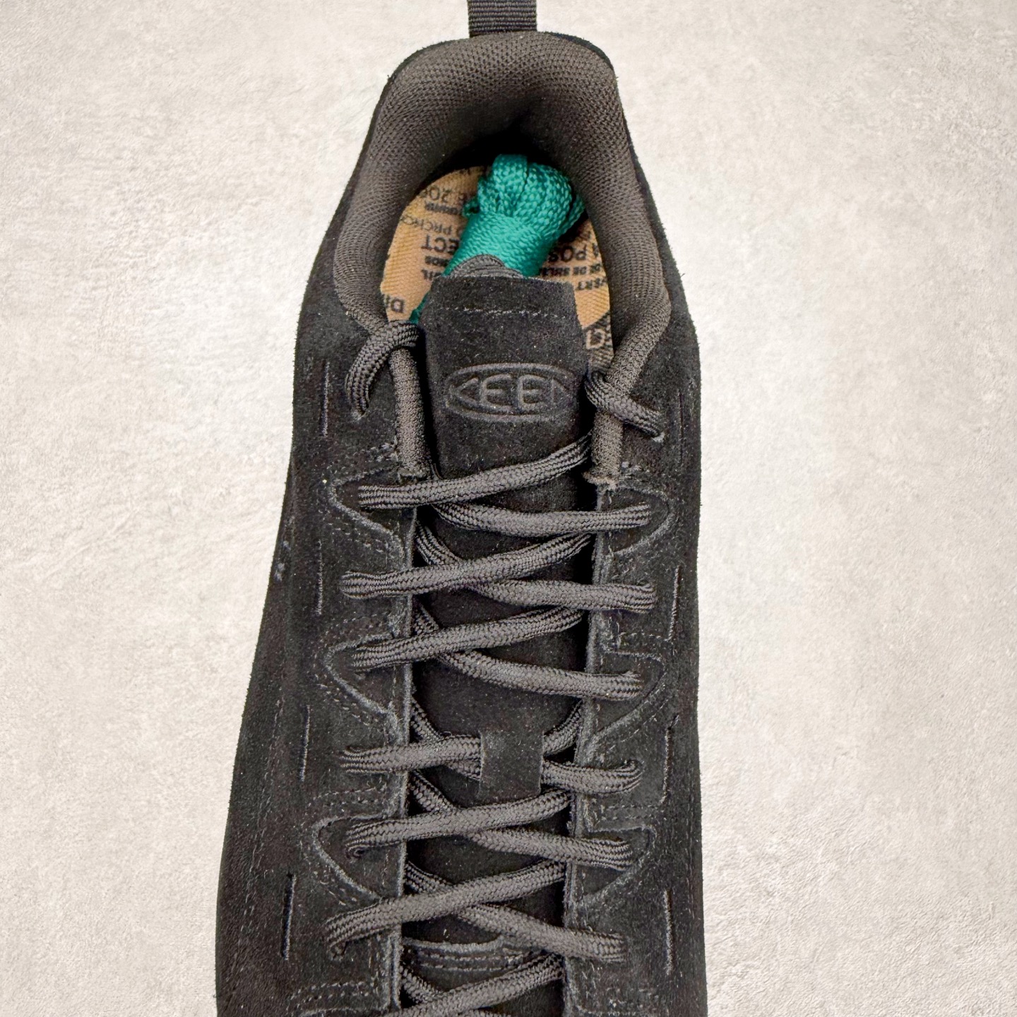 图片[5]-＃纯原 Keen Jasper Rocks SP 美国人气户外品牌-科恩贾斯珀都市系列复古低帮系带户外风露营徒步登山运动训练鞋 原楦型开发纸版 采用固色翻毛皮鞋面材质 内嵌高密度EVA发泡缓震脚垫 外置一体式包裹防滑防剐蹭耐磨橡胶大底 向经典的90年代致敬 山系神级鞋履 尺码：35 36 37 38 39 40 41 42 43 44 45-选品中心