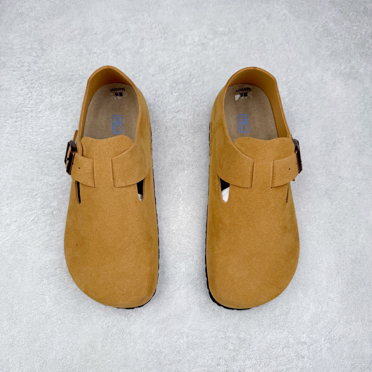 图片[2]-＃GD广顶 Birkenstock Boston VL 勃肯绒面金属针扣软木底包头凉鞋 牛皮绒面革质地柔软 搭配可调节鞋扣提升穿着舒适度 人体工学设计分散脚部压力 保护脚踝 软木乳胶鞋床具有一定的收缩性 长时间穿着后能贴合脚型 EVA鞋底回弹性和抗张性力高 具有良好的防震、缓冲性 四季皆宜 柔软的鞋床采用额外的泡沫缓冲层 提供额外的舒适感和全天支撑 全网独家首发 源于德国的严谨工艺 牛巴戎面 中层松木 EVA 三层组合大底 优质牛皮面料五金扣 出口订单 尺码：35-45-选品中心