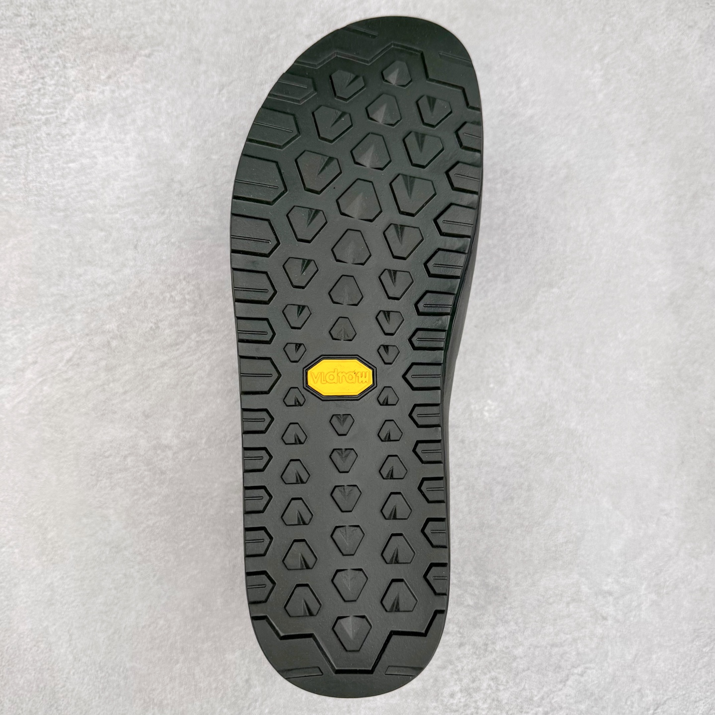 图片[9]-＃HP Arcteryx KRAGG 始祖鸟舒适百搭防滑耐磨低帮一脚蹬生活休闲鞋 Arcteryx中文名始祖鸟 加拿大户外服饰品牌 1989年创立于加拿大温哥华 始祖鸟来自加拿大海岸山脉 植根高山的专业户外品牌 始终秉承对精湛设计和工艺孜孜以求的准则 从1989年创立至今 Arcteryx始终不断在产品设计与做工上不惜工本 以满足始祖鸟的标准 品质、设计以及精简的理念造就了其良好的性能 并能满足严苛环境下的使用需求 尺码：36 37 38 39 40 41 42 43 44 45-选品中心