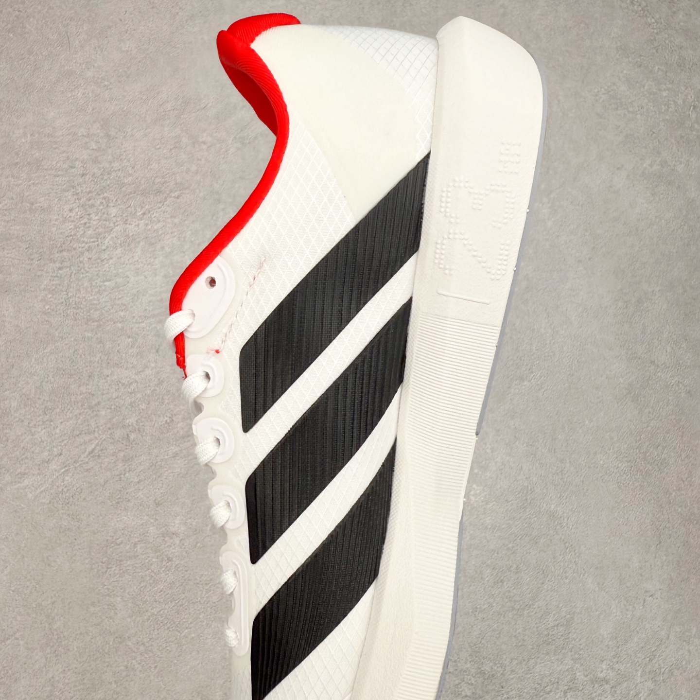 图片[7]-AD Adizero BK 夏季透气网眼竞速跑鞋 JP6529 融合Lightstrike和Lightstrike Pro技术 采用乙烯/乙酸乙烯酯(EVA)材质 打造舒适中底 含ENERGYROD能量碳柱 旨在为步伐添活力 尺码：36 36.5 37 38 38.5 39 40 40.5 41 42 42.5 43 44 44.5 45-选品中心