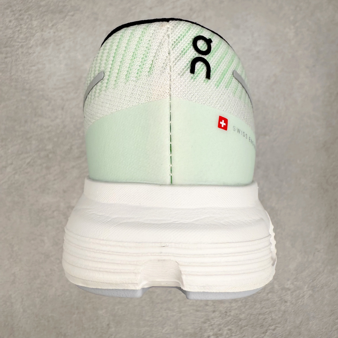 图片[8]-On Cloud 6 Push 昂跑减震生活休闲鞋 此运动品牌 开创于2010年 缓震着陆、强效回弹、轻柔质感的设计构思始终是ON研制关键 与此同时基于“为全球提供革新性的跑步感受”信念 陆续推出了多款跑鞋及其以专业运动人体跑步工程学为设计关键的功能性跑步服饰设备 让跑者不费力气地畅快畅跑 尺码：36 36.5 37.5 38 38.5 39 40 40.5 41 42 42.5 43 44 44.5 45-选品中心