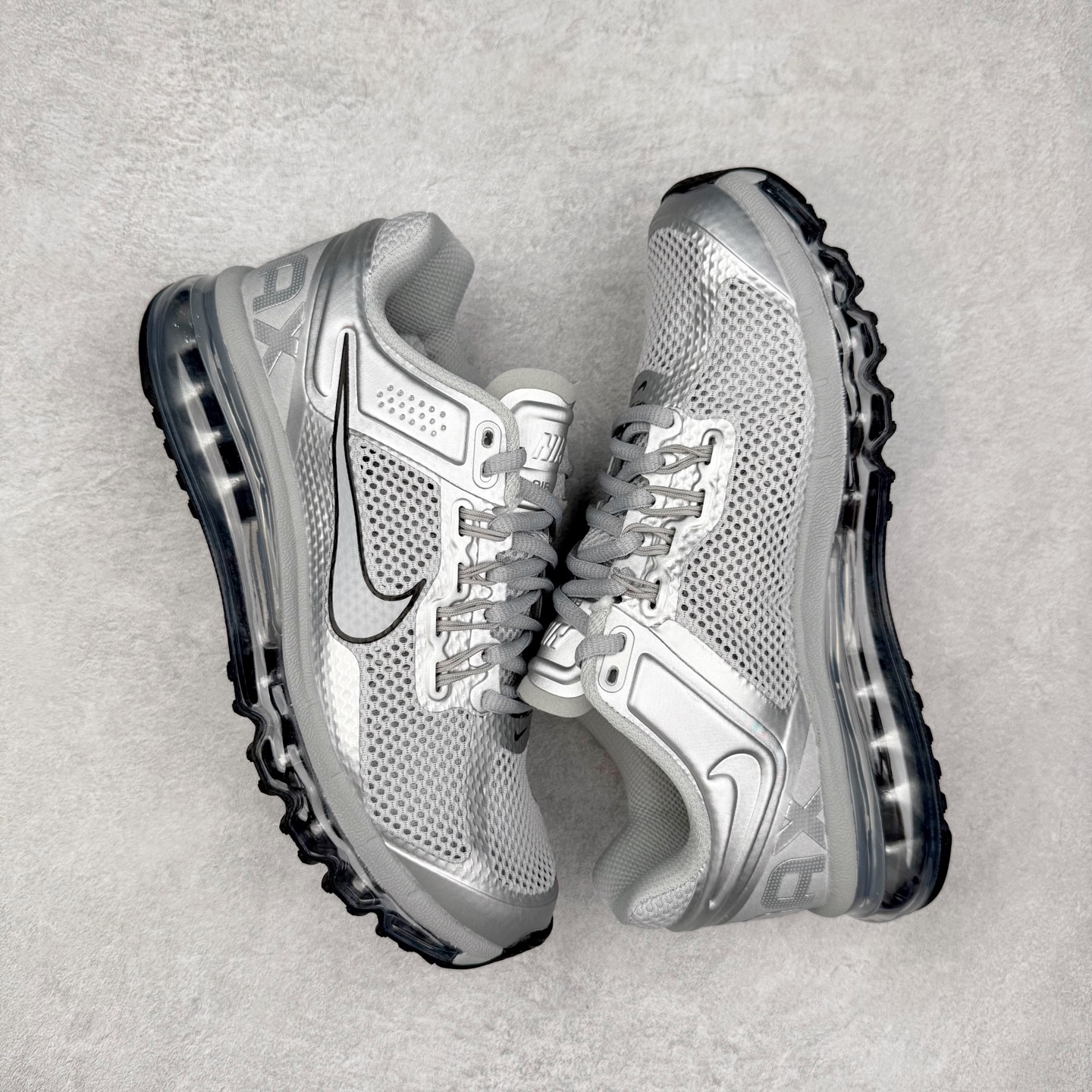 图片[3]-NK Air Max 2013 经典舒适时尚耐磨透气低帮气垫跑步鞋 HQ3025-001 携时尚设计闪亮回归 出众有型 采用网眼布细节和运动风无缝覆面 助你保持清爽感受 塑就焕新造型 经典 Flywire 设计搭配经典全掌型 Max Air 缓震配置 缔造出众舒适感和支撑效果实拍调校N版已经零色差零失真 百分百还原实物色彩所见即所得 不存在货不对板色差等低级问题 选购参考实物拍摄 不混卖不参货 只用心做好货严格选品 承诺混一赔十 尺码：36 36.5 37.5 38 38.5 39 40 40.5 41 42 42.5 43 44 44.5 45 46-选品中心