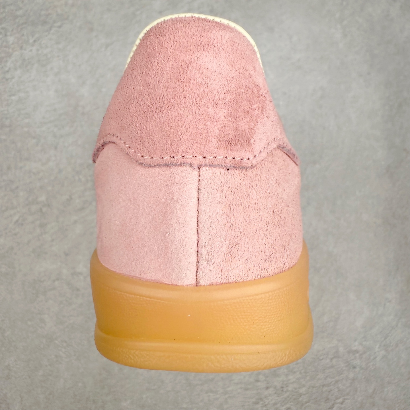 图片[8]-AD Gazelle Indoor Trainers 羚羊内训系列低帮复古百搭休闲运动德训风板鞋 JS1413 90年代经典的复刻版！自60年代以足球训练鞋面世以来,Gazelle就以其经典设计席卷全球。1991年版本的复刻,再造经典Gazelle。采用皮革打造,搭配浊色细节,让这款经典更加简约。尺码：36 36⅔ 37⅓ 38 38⅔ 39⅓ 40 40⅔ 41⅓ 42 42⅔ 43⅓ 44⅓ 44⅔ 45-选品中心