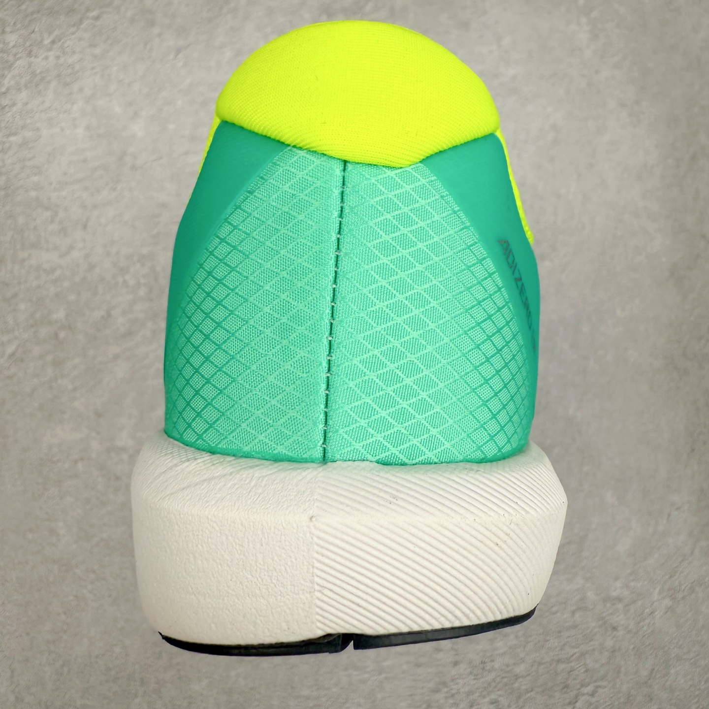 图片[8]-AD Adizero BK 夏季透气网眼竞速跑鞋 JP6543 融合Lightstrike和Lightstrike Pro技术 采用乙烯/乙酸乙烯酯(EVA)材质 打造舒适中底 含ENERGYROD能量碳柱 旨在为步伐添活力 尺码：36 36.5 37 38 38.5 39 40 40.5 41 42 42.5 43 44 44.5 45-选品中心