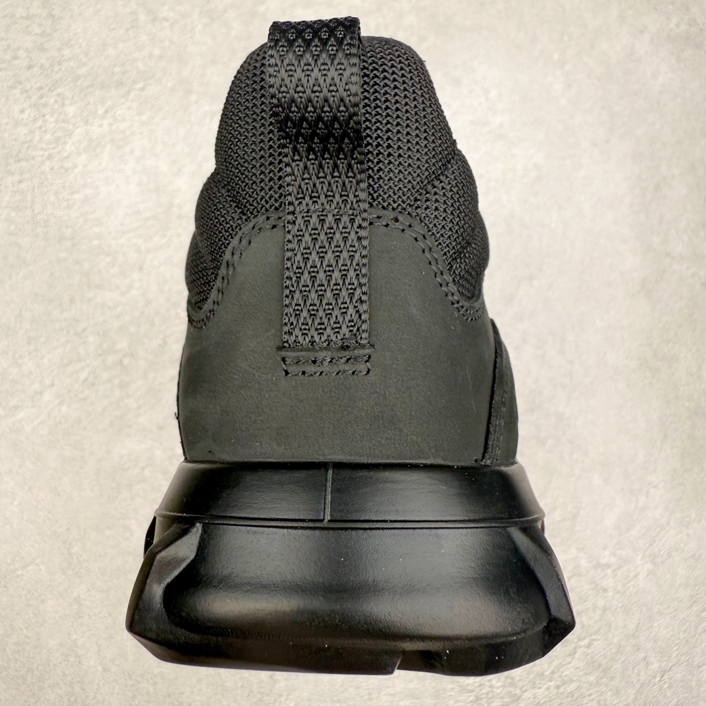 图片[8]-ECCO爱步老爹鞋男士夏季新款 飞织网面百搭潮流户外运动鞋 健步BIOM系列新款 全新的轻量发泡底材与直接注塑橡胶大底相结合 柔软舒适，轻量回弹，脚感更轻盈 鞋面采用GORE-TEX飞织网面与牛皮相结合 给你贴心透气呵护 自然律动科技 符合人体工学鞋楦 贴近足部天然形态 橡胶大底，抓地力强，具有良好的耐磨性 轻盈自如 适跑畅练 尺码：38 39 40 41 42 43 44 （皮鞋码）-选品中心