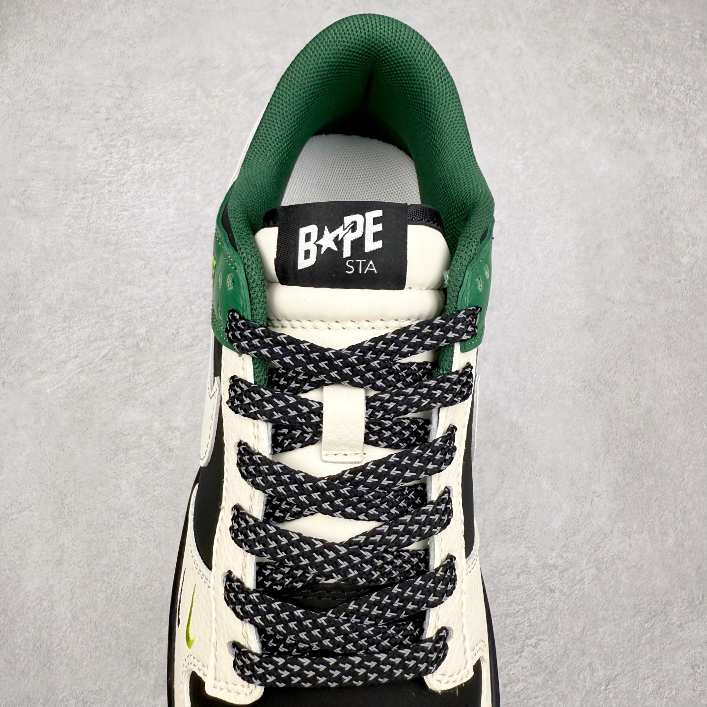 图片[5]-NK Dunk Low 定制配色 QW5836-015 大厂出品 极力推荐 原装头层材料 独家版型蒸餾加工帶來的是更好的视觉和脚感体验大厂纯原品质出货 清洁度 电绣工艺 皮料切割干净无任何毛边 细节完美 实拍调校N版已经零色差零失真 百分百还原实物色彩所见即所得 不存在货不对板色差等低级问题 选购参考实物拍摄 不混卖不参货 只用心做好货严格选品 承诺混一赔十 尺码：36 36.5 37.5 38 38.5 39 40 40.5 41 42 42.5 43 44 44.5 45-选品中心