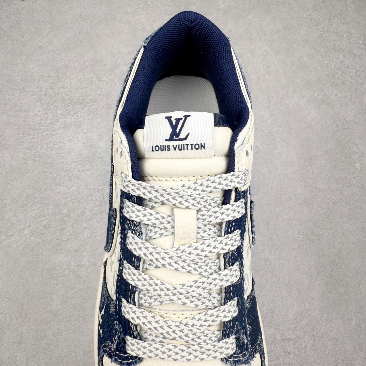 图片[5]-NK Dunk Low 定制配色 YX5066-386 大厂出品 极力推荐 原装头层材料 独家版型蒸餾加工帶來的是更好的视觉和脚感体验大厂纯原品质出货 清洁度 电绣工艺 皮料切割干净无任何毛边 细节完美 实拍调校N版已经零色差零失真 百分百还原实物色彩所见即所得 不存在货不对板色差等低级问题 选购参考实物拍摄 不混卖不参货 只用心做好货严格选品 承诺混一赔十 尺码：36 36.5 37.5 38 38.5 39 40 40.5 41 42 42.5 43 44 44.5 45-选品中心