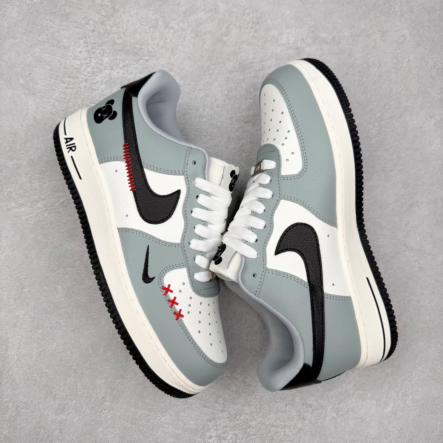 图片[3]-NK Air Force 1´07 Low 空军一号低帮百搭休闲运动板鞋 KJ1688-008 柔软、弹性十足的缓震性能和出色的中底设计 横跨复古与现代的外型结合 造就出风靡全球 三十多年的Force 1 直到今天还深受青睐 实拍调校N版已经零色差零失真 百分百还原实物色彩所见即所得 不存在货不对板色差等低级问题 选购参考实物拍摄 不混卖不参货 只用心做好货严格选品 承诺混一赔十 尺码：36 36.5 37.5 38 38.5 39 40 40.5 41 42 42.5 43 44 44.5 45-选品中心