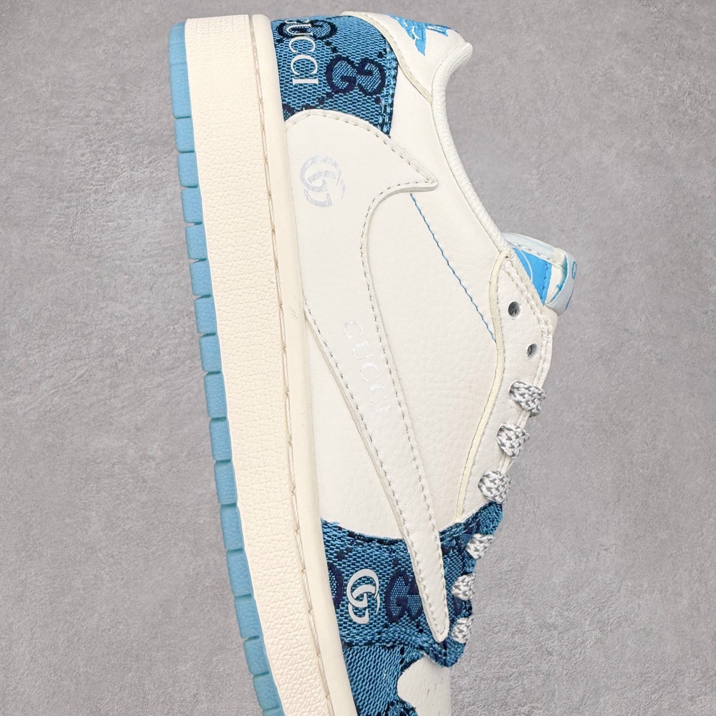 图片[6]-TS x Air Jordan AJ1 Low 倒钩低帮联名定制配色 XZ1658-001 原厂内置气垫魔块 A模大底 头层小牛皮 鞋舌AJ原厂专用牛津布+AJ专用反口珍珠布+原厂无杂质高弹内里海棉+特殊封边弹力鞋带 实拍调校N版已经零色差零失真 百分百还原实物色彩所见即所得 不存在货不对板色差等低级问题 选购参考实物拍摄 不混卖不参货 只用心做好货严格选品 承诺混一赔十 尺码：36 36.5 37.5 38 38.5 39 40 40.5 41 42 42.5 43 44 44.5 45-选品中心