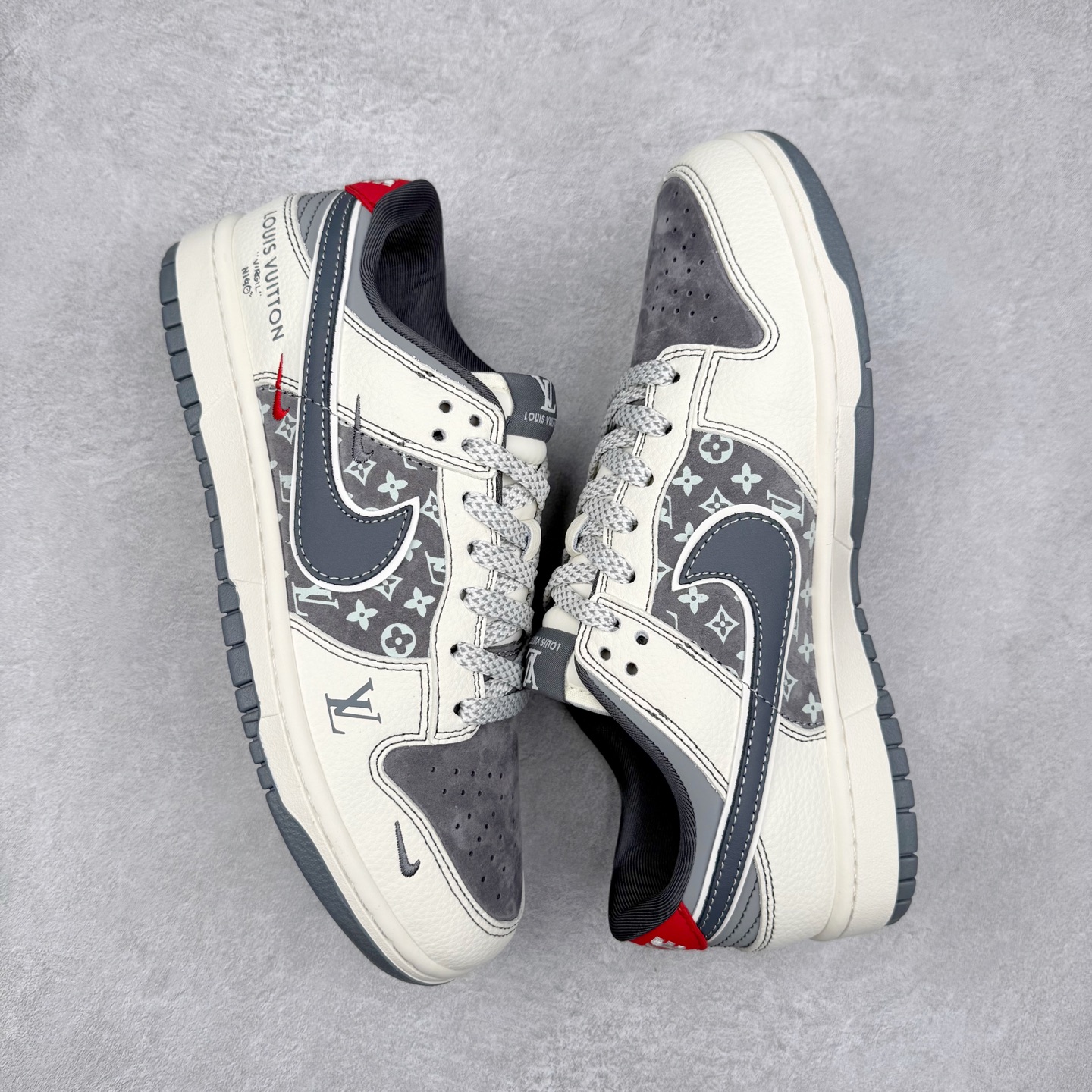 图片[3]-NK Dunk Low 定制配色 YX5066-367 大厂出品 极力推荐 原装头层材料 独家版型蒸餾加工帶來的是更好的视觉和脚感体验大厂纯原品质出货 清洁度 电绣工艺 皮料切割干净无任何毛边 细节完美 实拍调校N版已经零色差零失真 百分百还原实物色彩所见即所得 不存在货不对板色差等低级问题 选购参考实物拍摄 不混卖不参货 只用心做好货严格选品 承诺混一赔十 尺码：36 36.5 37.5 38 38.5 39 40 40.5 41 42 42.5 43 44 44.5 45-选品中心