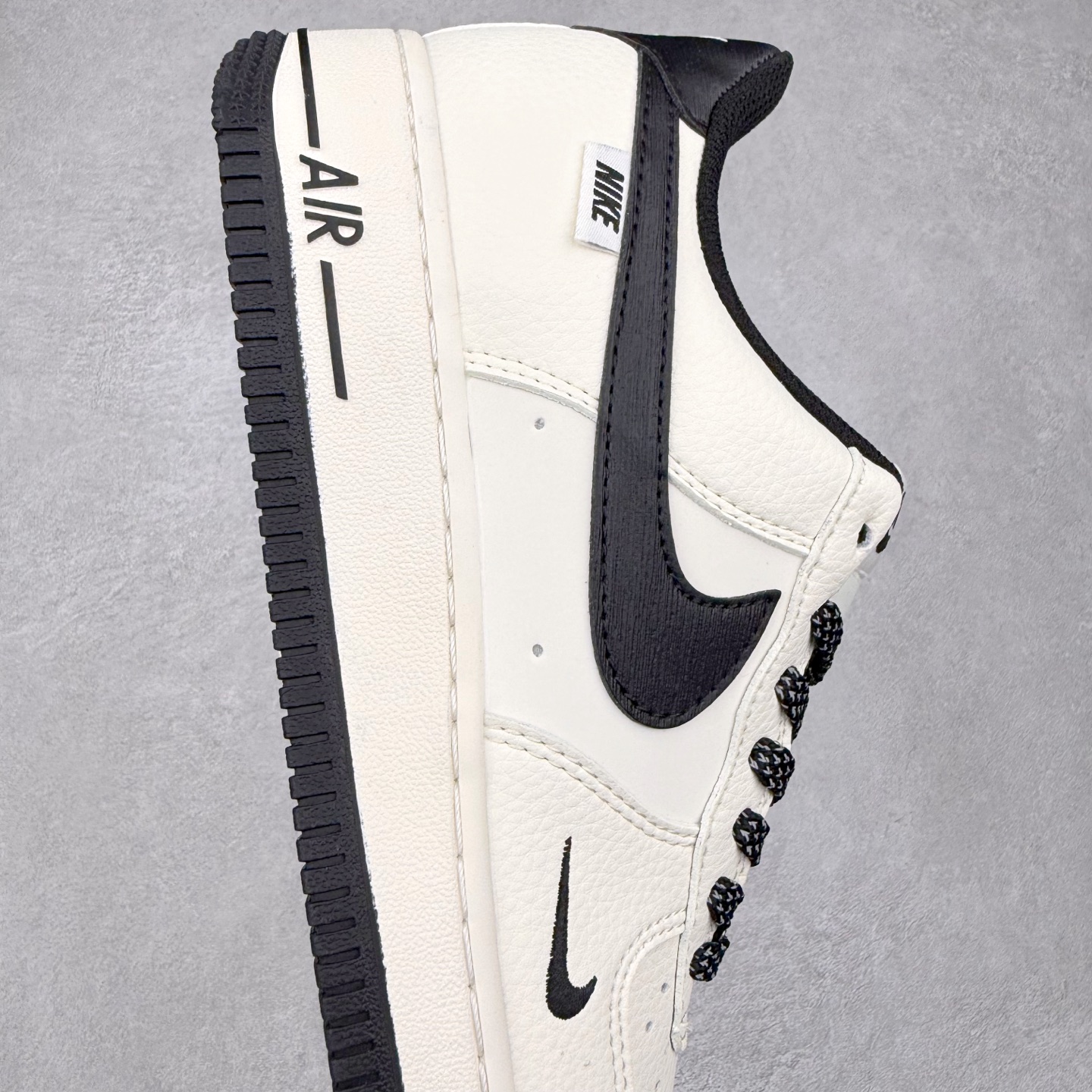 图片[6]-NK Air Force 1´07 Low 空军一号低帮百搭休闲运动板鞋 SM6668-105 柔软、弹性十足的缓震性能和出色的中底设计 横跨复古与现代的外型结合 造就出风靡全球 三十多年的Force 1 直到今天还深受青睐 实拍调校N版已经零色差零失真 百分百还原实物色彩所见即所得 不存在货不对板色差等低级问题 选购参考实物拍摄 不混卖不参货 只用心做好货严格选品 承诺混一赔十 尺码：36 36.5 37.5 38 38.5 39 40 40.5 41 42 42.5 43 44 44.5 45-选品中心