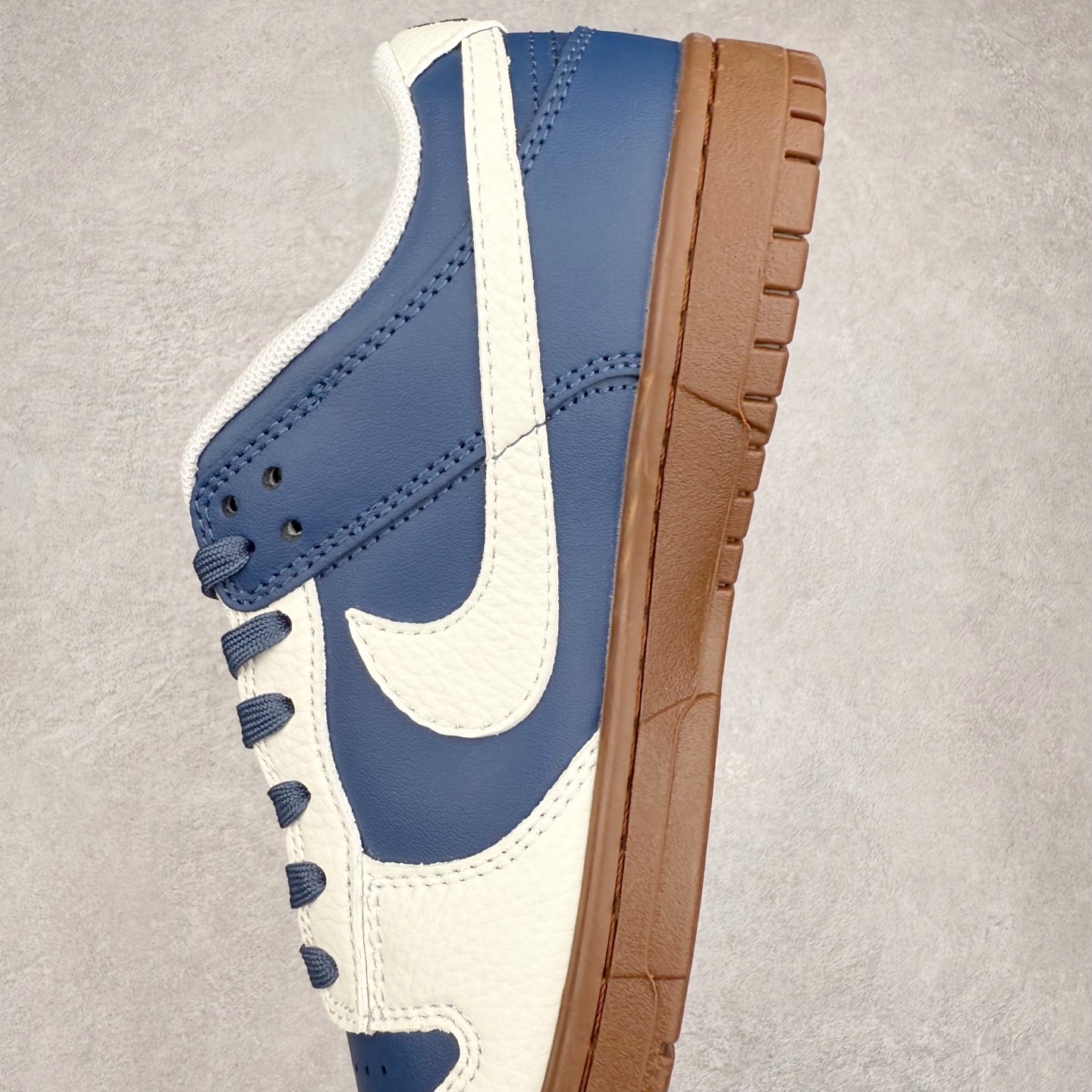 图片[7]-NK Dunk Low 定制配色 YX5066-367 大厂出品 极力推荐 原装头层材料 独家版型蒸餾加工帶來的是更好的视觉和脚感体验大厂纯原品质出货 清洁度 电绣工艺 皮料切割干净无任何毛边 细节完美 实拍调校N版已经零色差零失真 百分百还原实物色彩所见即所得 不存在货不对板色差等低级问题 选购参考实物拍摄 不混卖不参货 只用心做好货严格选品 承诺混一赔十 尺码：36 36.5 37.5 38 38.5 39 40 40.5 41 42 42.5 43 44 44.5 45-选品中心