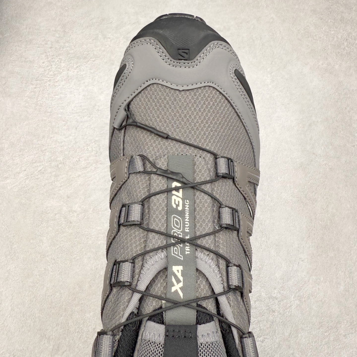 图片[4]-＃C版 SALOMON XA Pro 3D ADV 萨洛蒙潮流越野机能户外功能鞋 纯原外贸平台特供订单 耗时半年巨作 全套原纸板楦头开发 原厂特供网布配套加持 确保原汁原味 完美呈现版型 原档数据独家私模五层组合大底 原装Ortholite轻量化鞋垫 中底布带钢印编号 原厂TPU锁扣 进口港宝加持 后跟自然饱满 还原公司包裹性 鞋面采用SENSIFT贴合技术 全方位贴合包裹脚型 鞋跟部鞋底牵引设计 提供强大的抓地性能 更适应野外崎岖不平的道路 其3D ADVANCED CHASSIS底盘 材料轻量大化 钉齿设计更具稳定性 防护性 鞋底易磨损区运用CONTAGRIP高耐磨材料 应对城市硬质路面长距离跑考验 尺码：36 36.5 37.5 38 38.5 39 40 40.5 41 42 42.5 43 44 44.5 45-选品中心