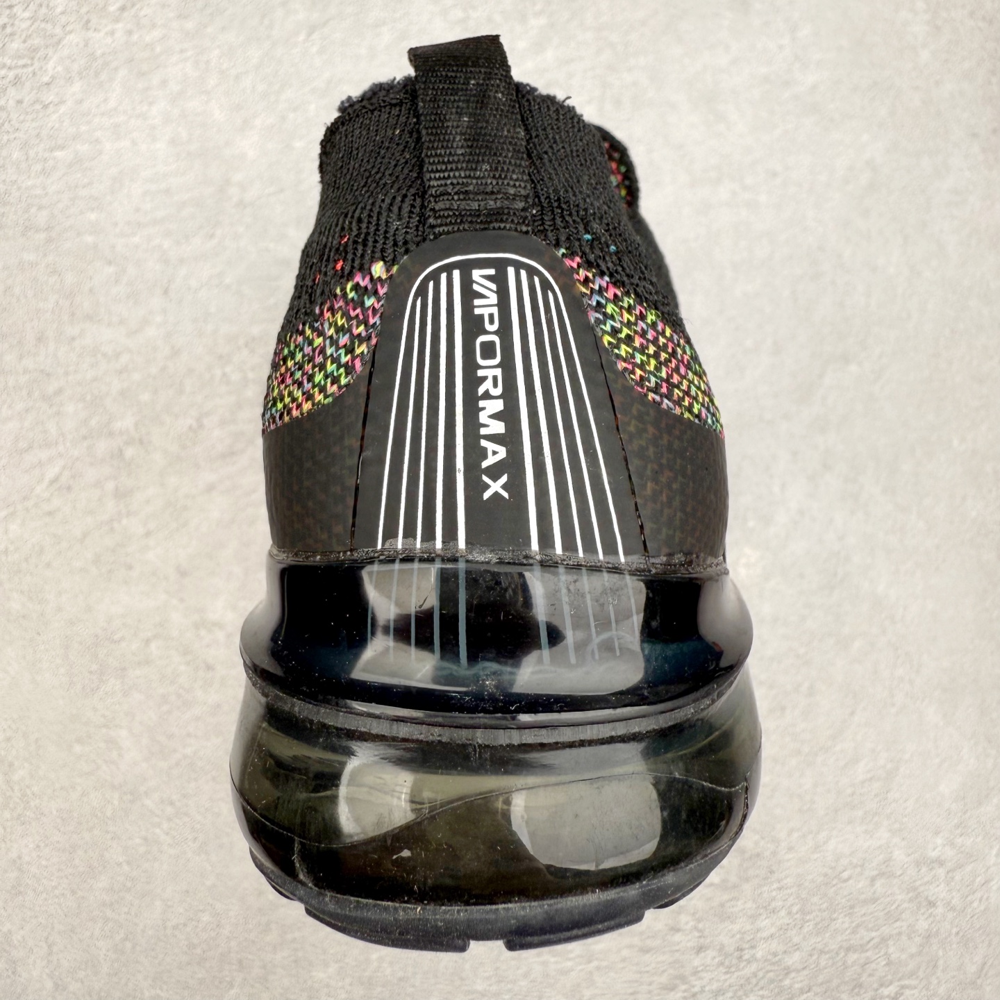 图片[8]-＃纯原福利 NK Air VaporMax 2023 Flyknit FK 2023款大气垫系列低帮针织休闲运动全掌气垫慢跑鞋 原楦原纸版数据开发 采用全新双层纹路织法Flyknit织法编织鞋面材质 搭载原数据开发全掌Air Max球状透明缓震气垫 外置橡胶外底模块 NK Air VaporMax系列自2017年初问世以来 就凭借着独特的设计和超棒的脚感 成为了时尚潮人和跑步爱好者们的心头好 鞋底前侧加入Mini Swoosh 设计 与鞋身相呼应 鞋面采用 Flyknit 材质制成 可以提供出色包裹性的同时 也有着不错的透气效果 最后黄色气垫收尾 完善整双鞋设计 尺码：36 36.5 37.5 38 38.5 39 40 40.5 41 42 42.5 43 44 44.5 45-选品中心