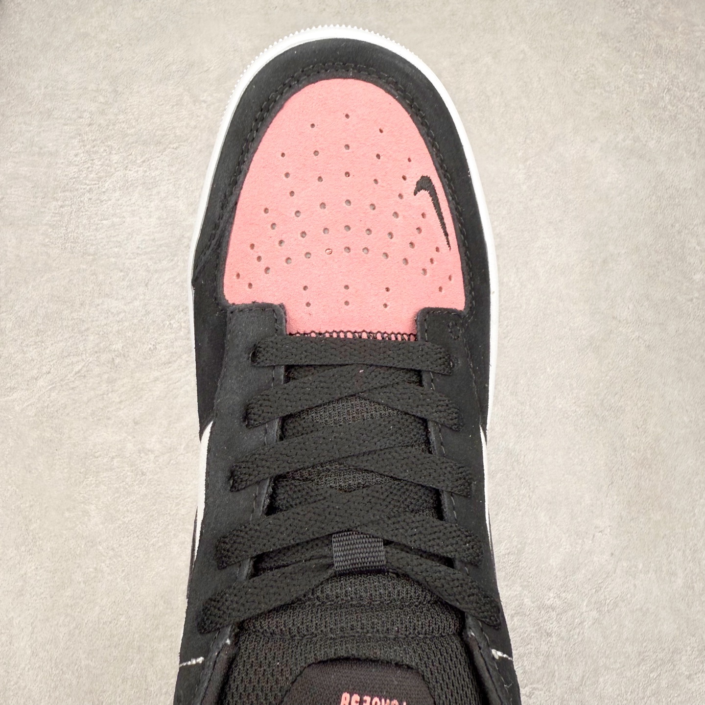 图片[4]-NK SB Force 58 空军58系列低帮休闲运动滑板板鞋 CZ2959-600 鞋面由帆布和麂皮拼接 层次感丰富 搭配硫化外底 耐磨耐穿 鞋舌及中底后跟处饰有SB Logo 表明鞋款身份 采用包边设计 经久耐穿 硫化结构则有效提升灵活性 穿上这款全新推出的创意力作 助你耀动街头 尺码：36 36.5 37.5 38 38.5 39 40 40.5 41 42 42.5 43 44 45-选品中心