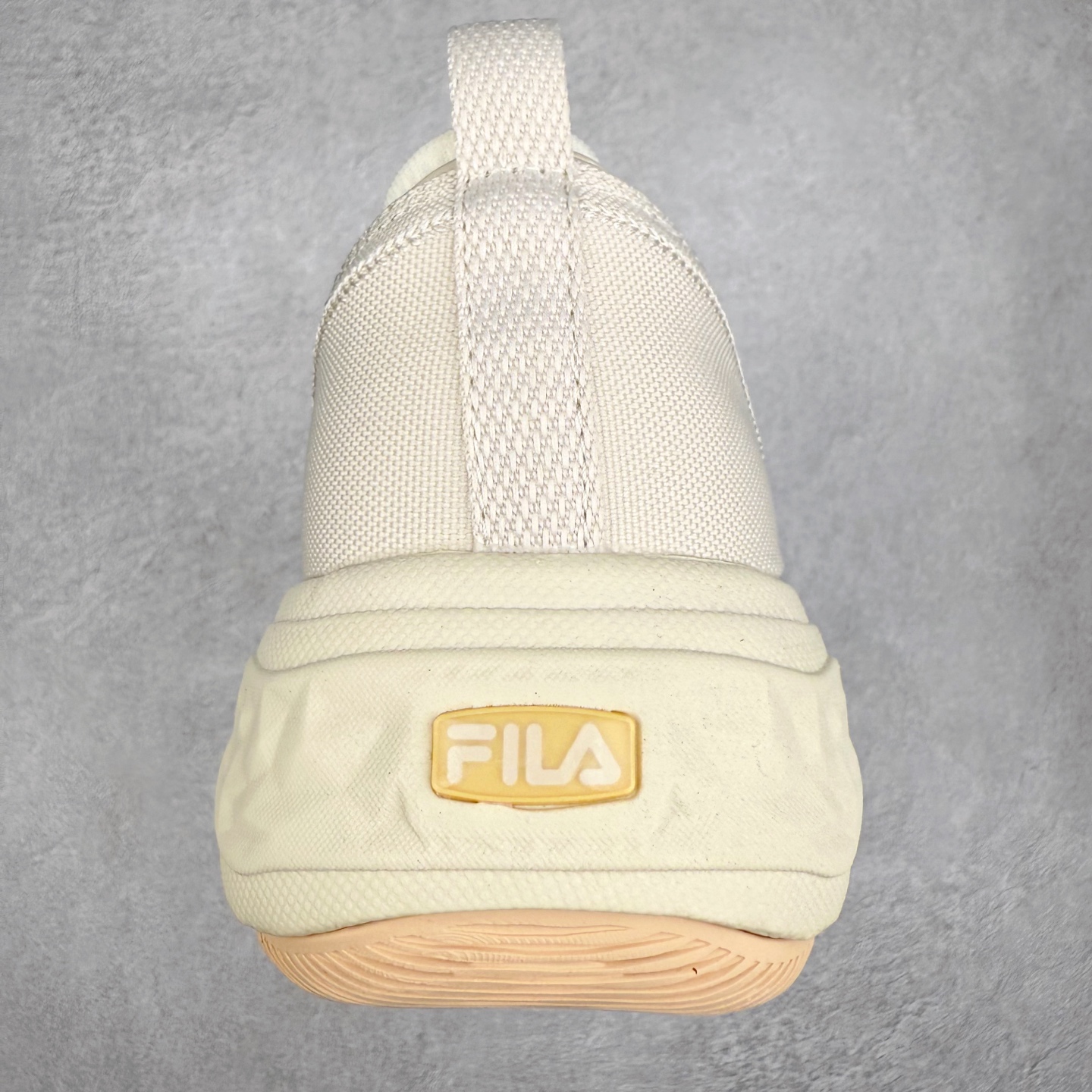 图片[8]-FILA ROCK 斐乐岩石鞋舒适百搭轻便耐磨透气减震低帮帆布鞋 FUSION 系列传承了 FILA 的百年基因，融入年轻运动及潮流文化，成为引领变革、创新突破的一代。以“1+N” 的跨界合作模式重现经典的同时创造经典。带来最出其不意的跨界合作惊喜。同时，FILAFUSION把FILA 的 DNA 融入到定制体验里，你可以随心制造厲于你的产品。FILA FUSION 的鞋家族涵盖了老爹鞋、跑步鞋、网球鞋、季节款。风格复古新潮，满足了时尚人士出行及各类运动的搭配需求，成为当下年轻人筷拥的鞋类品牌之一。FILA FUSION 走进年轻人的世界，通过年轻人运动，街舞，滑板，篮球，展现 FILA FUSION 的潮流态度和年轻文化。FILA FUSION 认为末来属于引领变革、创新突破的年轻一代，让我们一起构成 FILA 未来的蓝图吧！尺码：35.5 36 36.5 37.5 38 38.5 39 40 40.5 41 42 42.5 43 44 44.5 45 45.5-选品中心