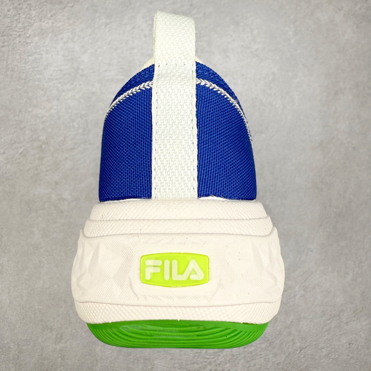 图片[8]-FILA ROCK 斐乐岩石鞋舒适百搭轻便耐磨透气减震低帮帆布鞋 FUSION 系列传承了 FILA 的百年基因，融入年轻运动及潮流文化，成为引领变革、创新突破的一代。以“1+N” 的跨界合作模式重现经典的同时创造经典。带来最出其不意的跨界合作惊喜。同时，FILAFUSION把FILA 的 DNA 融入到定制体验里，你可以随心制造厲于你的产品。FILA FUSION 的鞋家族涵盖了老爹鞋、跑步鞋、网球鞋、季节款。风格复古新潮，满足了时尚人士出行及各类运动的搭配需求，成为当下年轻人筷拥的鞋类品牌之一。FILA FUSION 走进年轻人的世界，通过年轻人运动，街舞，滑板，篮球，展现 FILA FUSION 的潮流态度和年轻文化。FILA FUSION 认为末来属于引领变革、创新突破的年轻一代，让我们一起构成 FILA 未来的蓝图吧！尺码：35.5 36 36.5 37.5 38 38.5 39 40 40.5 41 42 42.5 43 44 44.5 45 45.5-选品中心