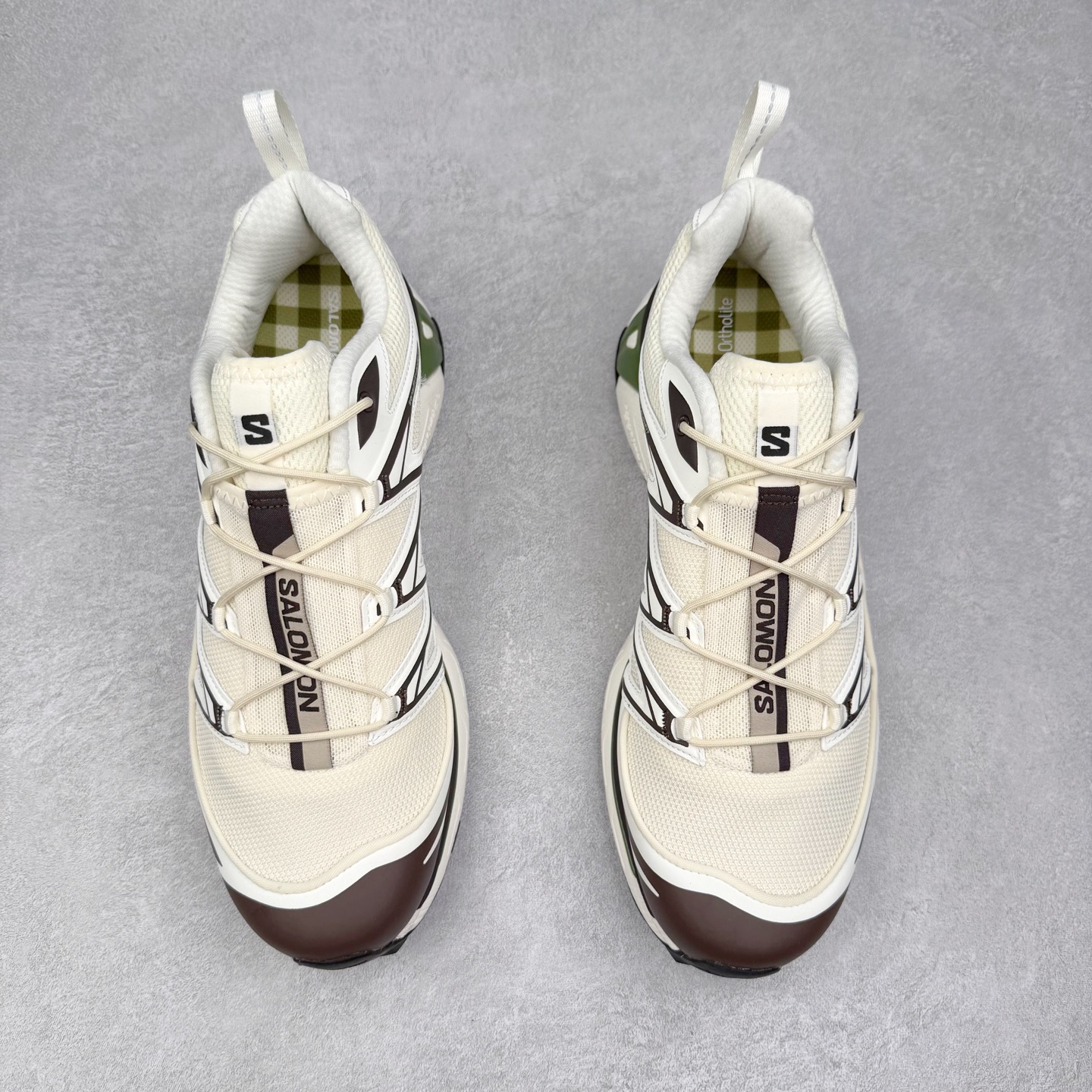 图片[2]-＃绿X Salomon XT-6 萨洛蒙复古潮流户外机能登山跑鞋 纯黑 417413 纯原外贸平台特供订单 耗时半年巨作 全套原纸板楦头开发 原厂特供网布配套加持 确保原汁原味 完美呈现版型 原档数据独家私模五层组合大底 男女鞋同步官方开发至46.5 原装Ortholite轻量化鞋垫 中底布带钢印编号 原厂TPU锁扣 进口港宝加持 后跟自然饱满 还原公司包裹性 鞋面以“锯齿”状的包裹系统呈现 在基色底之下加入了各种色点缀 将公司的最新技术和时尚前卫的造型融入耐用的长跑款式中 鞋面由 TPU 薄膜制成 并焊接在高耐磨网眼上 使其既时尚又坚固 由 ACS底盘支撑 可增强稳定性和支撑力 以及由橡胶凸耳 Contragrip外底覆盖的 EVA 缓冲中底 旨在应对崎岖的地形 鞋舌上的彩色Salomon 标签、Quicklace 系统以及鞋头、鞋舌和鞋跟上的附加品牌使细节更加完美 让穿着者可以轻松驾驭户外与通勤下的任何运动生活场景 无缝鞋身户外随意纵横 颜值与脚感兼备 出街通勤 绝对非常吸睛 你值得拥有 尺码：36 36.5 37.5 38 38.5 39 40 40.5 41 42 42.5 43 44 44.5 45 46 46.5 注意：偏小1码-选品中心