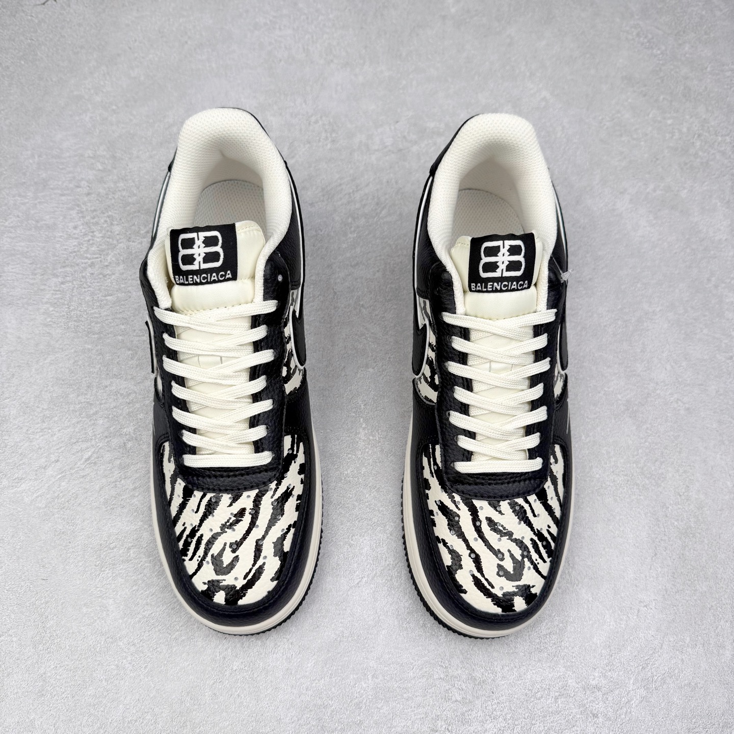 图片[2]-NK Air Force 1´07 Low 空军一号低帮百搭休闲运动板鞋 HJ3318-004 柔软、弹性十足的缓震性能和出色的中底设计 横跨复古与现代的外型结合 造就出风靡全球 三十多年的Force 1 直到今天还深受青睐 实拍调校N版已经零色差零失真 百分百还原实物色彩所见即所得 不存在货不对板色差等低级问题 选购参考实物拍摄 不混卖不参货 只用心做好货严格选品 承诺混一赔十 尺码：36 36.5 37.5 38 38.5 39 40 40.5 41 42 42.5 43 44 44.5 45-选品中心