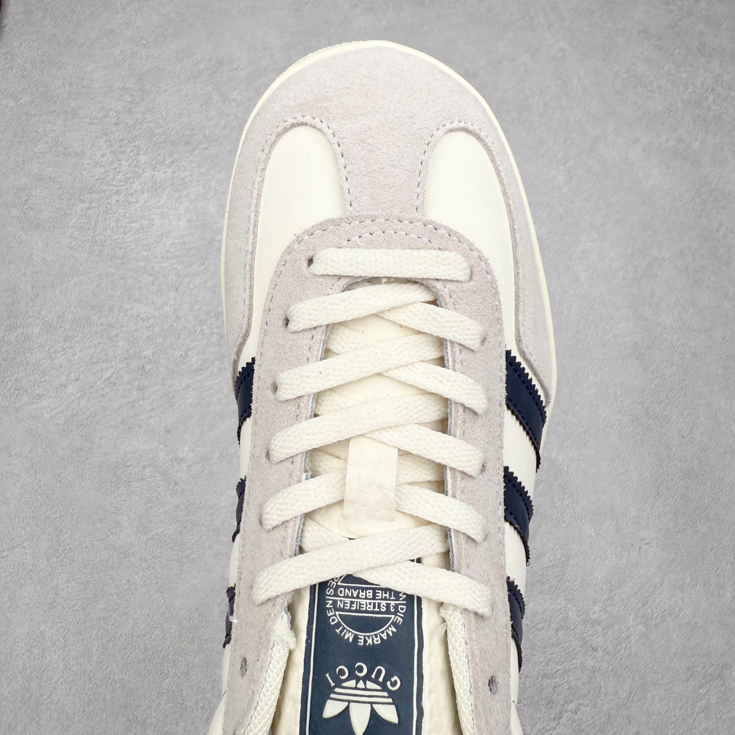 图片[4]-＃C2 AD Gazelle Indoor Trainers 羚羊内训系列低帮复古百搭休闲运动德训风板鞋 DM1234-012 90年代经典的复刻版！自60年代以足球训练鞋面世以来,Gazelle就以其经典设计席卷全球。1991年版本的复刻,再造经典Gazelle。采用皮革打造,搭配浊色细节,让这款经典更加简约。尺码：36 36⅔ 37⅓ 38 38⅔ 39⅓ 40 40⅔ 41⅓ 42 42⅔ 43⅓ 44⅓ 44⅔ 45-选品中心