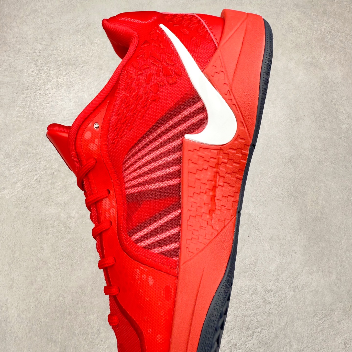 图片[7]-NK Sabrina 2 \’lonic\’ 萨布丽娜二代签名减震防滑低帮篮球鞋 FQ2174 灵感来自 lonescu 的罗马尼亚传统 在前掌和鞋眼处采用特殊图案 向传统的罗马尼亚艺术和建筑致敬 它配备了全掌 NK React 缓震系统 并在前脚掌处配备了 Zoom Air 气垫 大胆的任何人任何地方 信息嵌入中底 象征着 lonescu的竞争精神以及她相信梦想家可以来自任何地方 该鞋还包括带锁定中足束带系统 以帮助固定脚部 Sabrina 1 的这款产品采用光子粉尘、无烟煤色、紫红色梦幻、浅烟灰色和浅骨色配色方案 尺码：36 36.5 37.5 38 38.5 39 40 40.5 41 42 42.5 43 44 44.5 45 46-选品中心