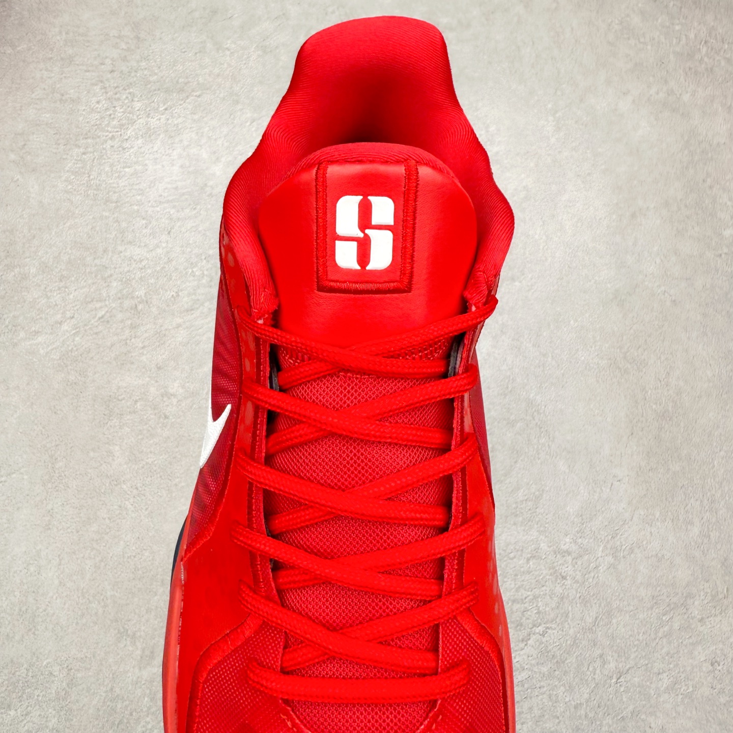 图片[5]-NK Sabrina 2 \’lonic\’ 萨布丽娜二代签名减震防滑低帮篮球鞋 FQ2174 灵感来自 lonescu 的罗马尼亚传统 在前掌和鞋眼处采用特殊图案 向传统的罗马尼亚艺术和建筑致敬 它配备了全掌 NK React 缓震系统 并在前脚掌处配备了 Zoom Air 气垫 大胆的任何人任何地方 信息嵌入中底 象征着 lonescu的竞争精神以及她相信梦想家可以来自任何地方 该鞋还包括带锁定中足束带系统 以帮助固定脚部 Sabrina 1 的这款产品采用光子粉尘、无烟煤色、紫红色梦幻、浅烟灰色和浅骨色配色方案 尺码：36 36.5 37.5 38 38.5 39 40 40.5 41 42 42.5 43 44 44.5 45 46-选品中心