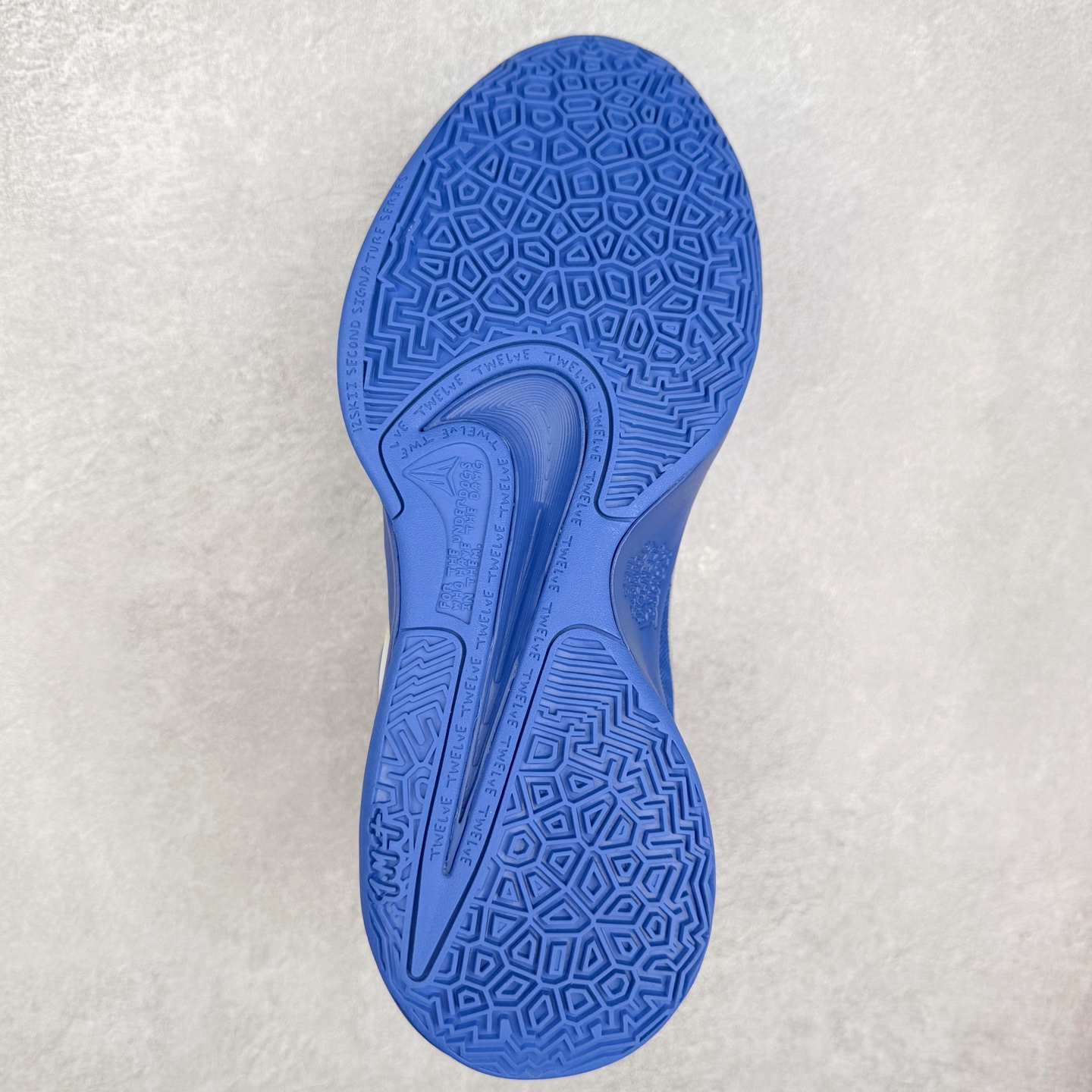 Nike JA 1/2 EP Basketball Shoes, Low-Top Design, Enhanced Ankle Support 10 i1753929655754 6099 0 4