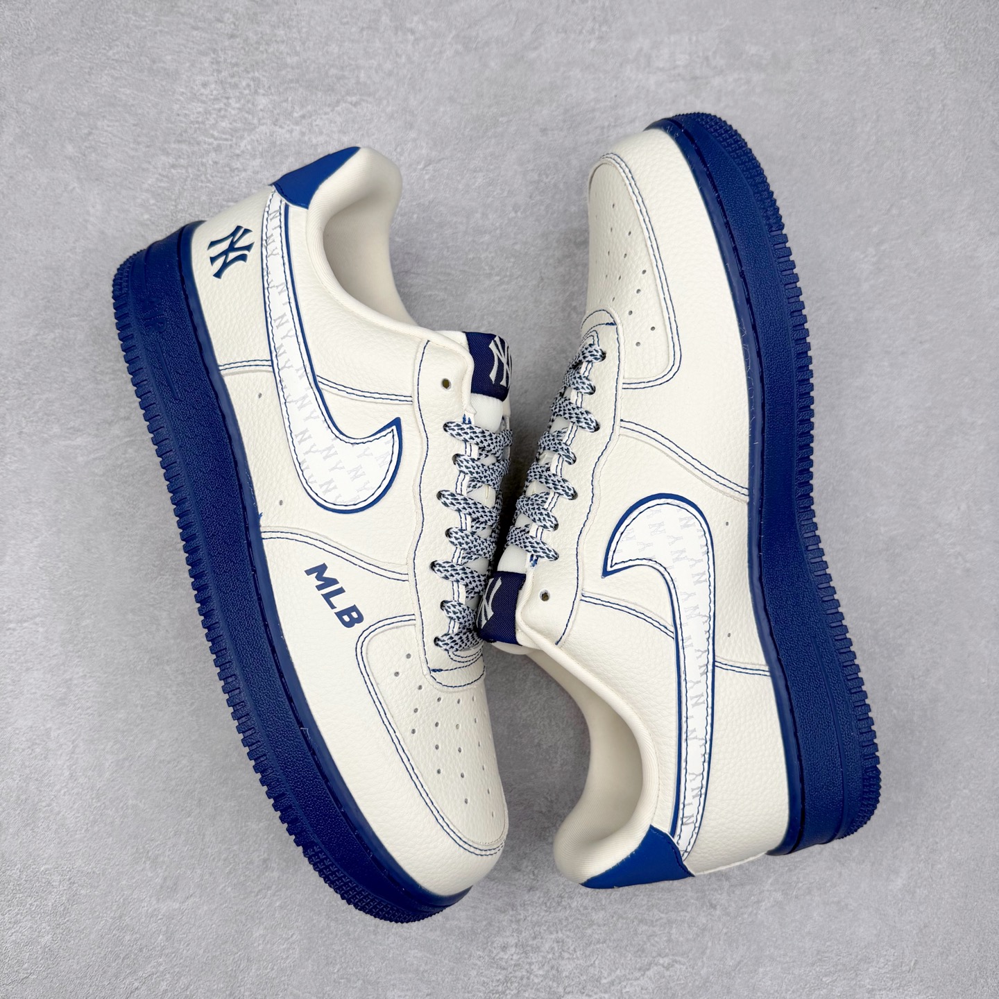 图片[3]-NK Air Force 1´07 Low 空军一号低帮百搭休闲运动板鞋 KJ1688-010 柔软、弹性十足的缓震性能和出色的中底设计 横跨复古与现代的外型结合 造就出风靡全球 三十多年的Force 1 直到今天还深受青睐 实拍调校N版已经零色差零失真 百分百还原实物色彩所见即所得 不存在货不对板色差等低级问题 选购参考实物拍摄 不混卖不参货 只用心做好货严格选品 承诺混一赔十 尺码：36 36.5 37.5 38 38.5 39 40 40.5 41 42 42.5 43 44 44.5 45-选品中心