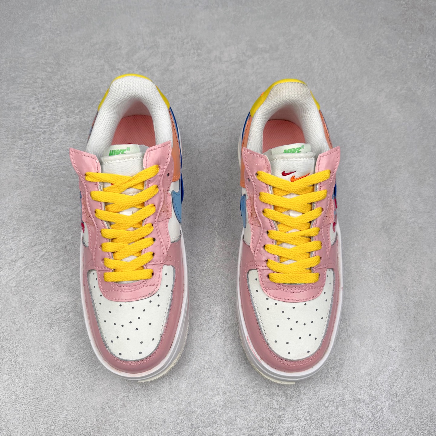 图片[2]-NK Air Force 1´07 Low 空军一号低帮百搭休闲运动板鞋 DV3211-001 柔软、弹性十足的缓震性能和出色的中底设计 横跨复古与现代的外型结合 造就出风靡全球 三十多年的Force 1 直到今天还深受青睐 实拍调校N版已经零色差零失真 百分百还原实物色彩所见即所得 不存在货不对板色差等低级问题 选购参考实物拍摄 不混卖不参货 只用心做好货严格选品 承诺混一赔十 尺码：36 36.5 37.5 38 38.5 39 40 40.5 41 42 42.5 43 44 44.5 45-选品中心