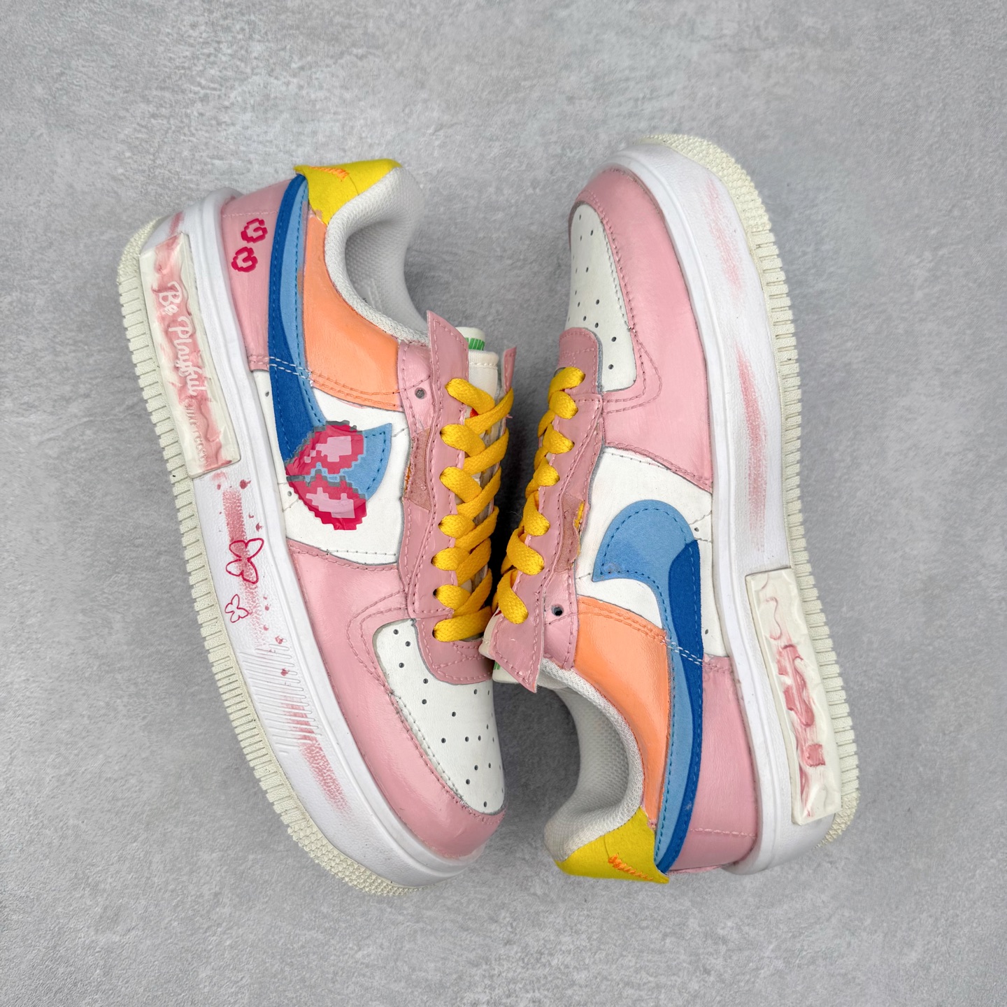 图片[3]-NK Air Force 1´07 Low 空军一号低帮百搭休闲运动板鞋 DV3211-001 柔软、弹性十足的缓震性能和出色的中底设计 横跨复古与现代的外型结合 造就出风靡全球 三十多年的Force 1 直到今天还深受青睐 实拍调校N版已经零色差零失真 百分百还原实物色彩所见即所得 不存在货不对板色差等低级问题 选购参考实物拍摄 不混卖不参货 只用心做好货严格选品 承诺混一赔十 尺码：36 36.5 37.5 38 38.5 39 40 40.5 41 42 42.5 43 44 44.5 45-选品中心