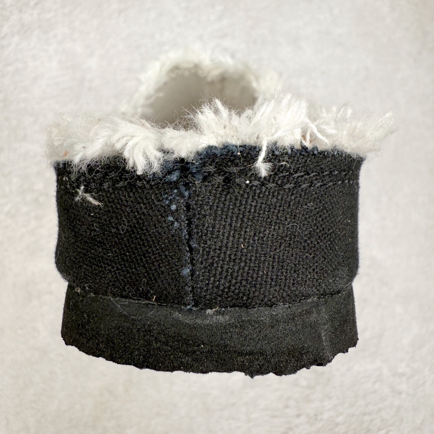 图片[8]-xVESSEL Cabin One 吴建豪同款头等舱复古帆布穆勒鞋休闲舒适包头拖鞋 男女同款 XVESSEL是一个将解构主义与标志性设计元素触合的品牌，自2017年推出标志性软木硫化帆布鞋，多年来以热点设计元素融合解构主义，呈现视角的潮流单品。自成立以来，XVESSEL已经与LANVIN、Marvel、奔驰、山本耀司、G-Shock、Readymade等国际品牌和时代人物展开合作。XVESSEL前缀中的x代表着大胆自信的冒险精神，VESSEL一词除了可以解释为船的意思外，也可以理解血管的含义。代表着品牌就像一艘无畏驶向未知的船，也像是人们生活中流动的血液。xVESSEL就是建立于自己的一个媒介，能够传达出自己对爱和个性的感受和看法。尺码：35 36 37 38 39 40 41 42 43 44 45-选品中心