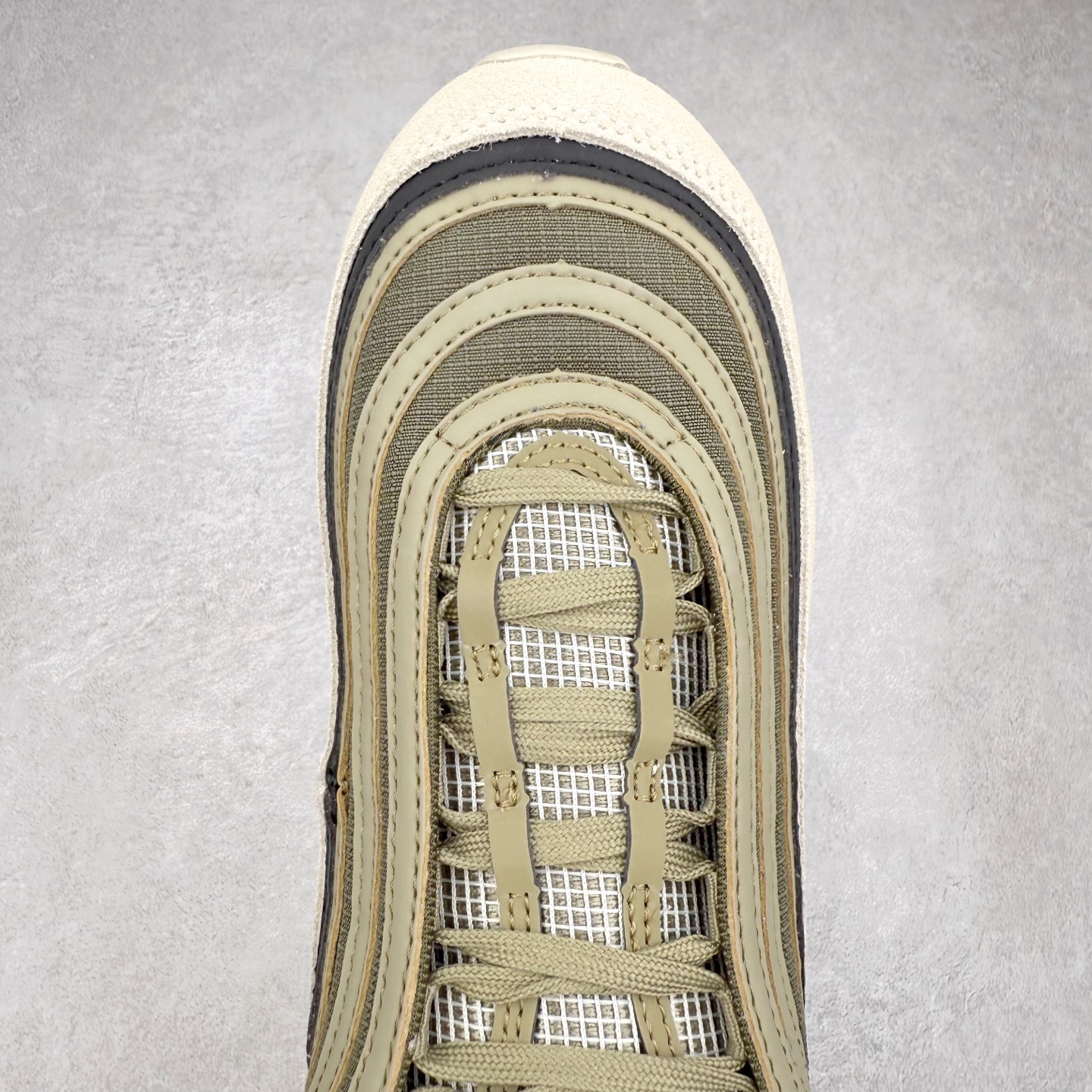 图片[4]-NK Air Max 97 SE 复古气垫跑鞋 淡绿 FB9619-002 原装批次子弹 拆解原鞋开发 打造全市场最强版本子弹 这里只对比原鞋原厂TPU反光材料 市场首家原模原气垫 拒绝套用公底原档案Swoosh电绣 卡色匹配原版 尺码：36 36.5 37.5 38 38.5 39 40 40.5 41 42 42.5 43 44 44.5 45-选品中心