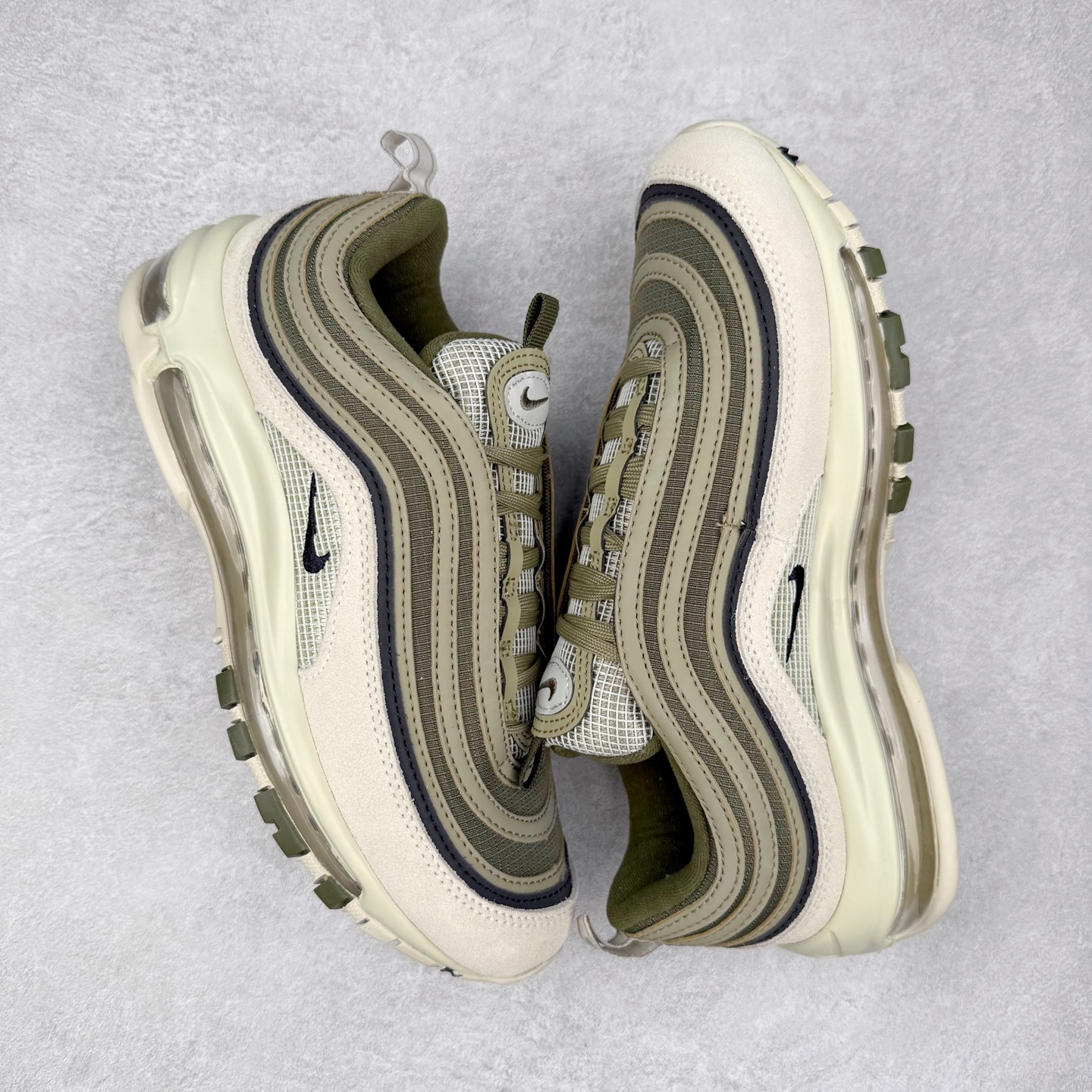 图片[3]-NK Air Max 97 SE 复古气垫跑鞋 淡绿 FB9619-002 原装批次子弹 拆解原鞋开发 打造全市场最强版本子弹 这里只对比原鞋原厂TPU反光材料 市场首家原模原气垫 拒绝套用公底原档案Swoosh电绣 卡色匹配原版 尺码：36 36.5 37.5 38 38.5 39 40 40.5 41 42 42.5 43 44 44.5 45-选品中心