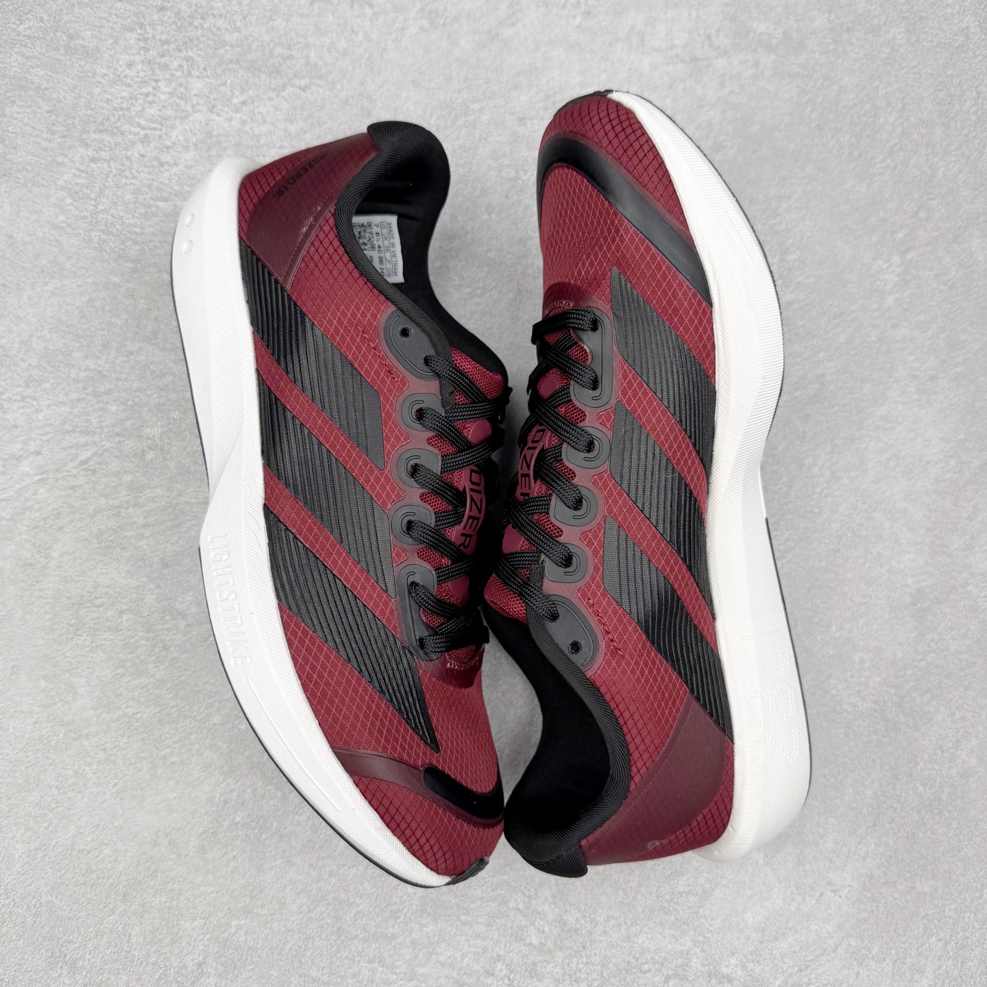 图片[3]-AD Adizero BK 夏季透气网眼竞速跑鞋 JP6582 融合Lightstrike和Lightstrike Pro技术 采用乙烯/乙酸乙烯酯(EVA)材质 打造舒适中底 含ENERGYROD能量碳柱 旨在为步伐添活力 尺码：36 36.5 37 38 38.5 39 40 40.5 41 42 42.5 43 44 44.5 45-选品中心