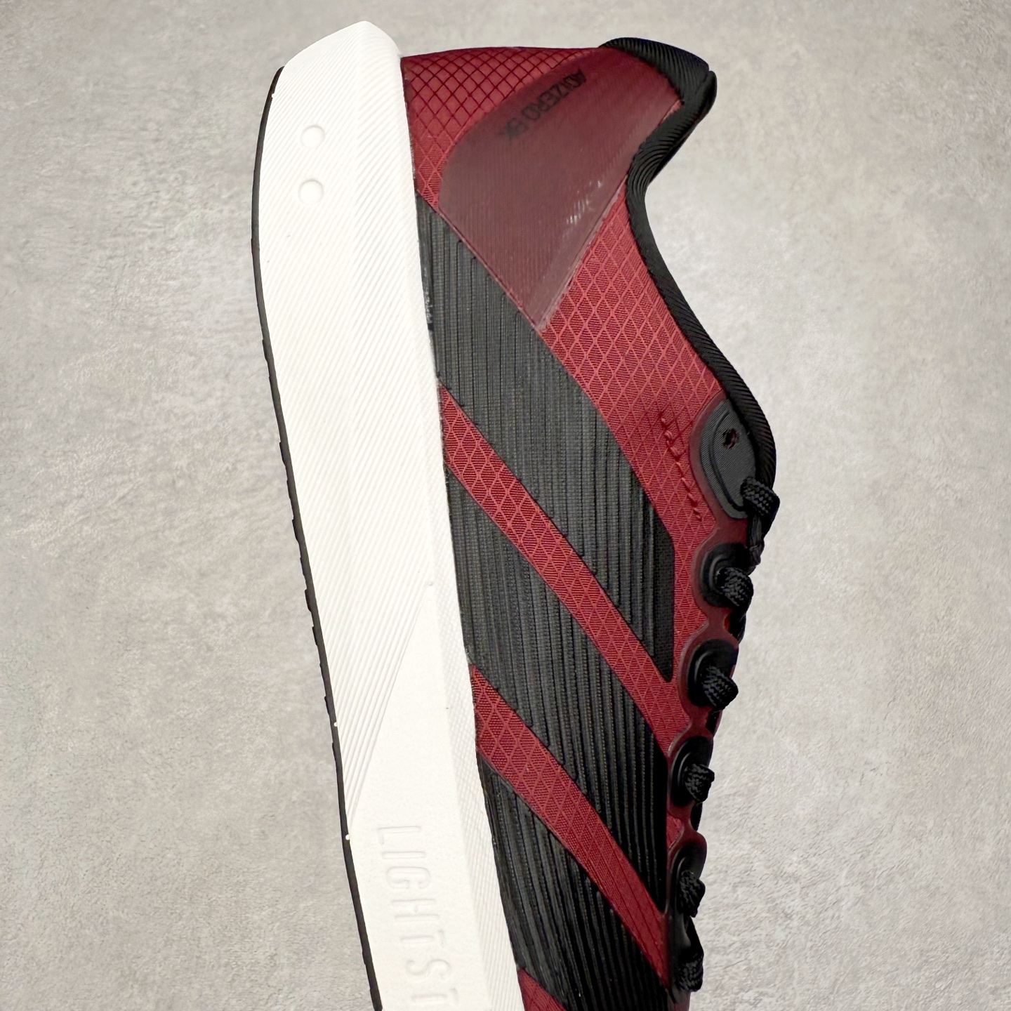 图片[6]-AD Adizero BK 夏季透气网眼竞速跑鞋 JP6582 融合Lightstrike和Lightstrike Pro技术 采用乙烯/乙酸乙烯酯(EVA)材质 打造舒适中底 含ENERGYROD能量碳柱 旨在为步伐添活力 尺码：36 36.5 37 38 38.5 39 40 40.5 41 42 42.5 43 44 44.5 45-选品中心