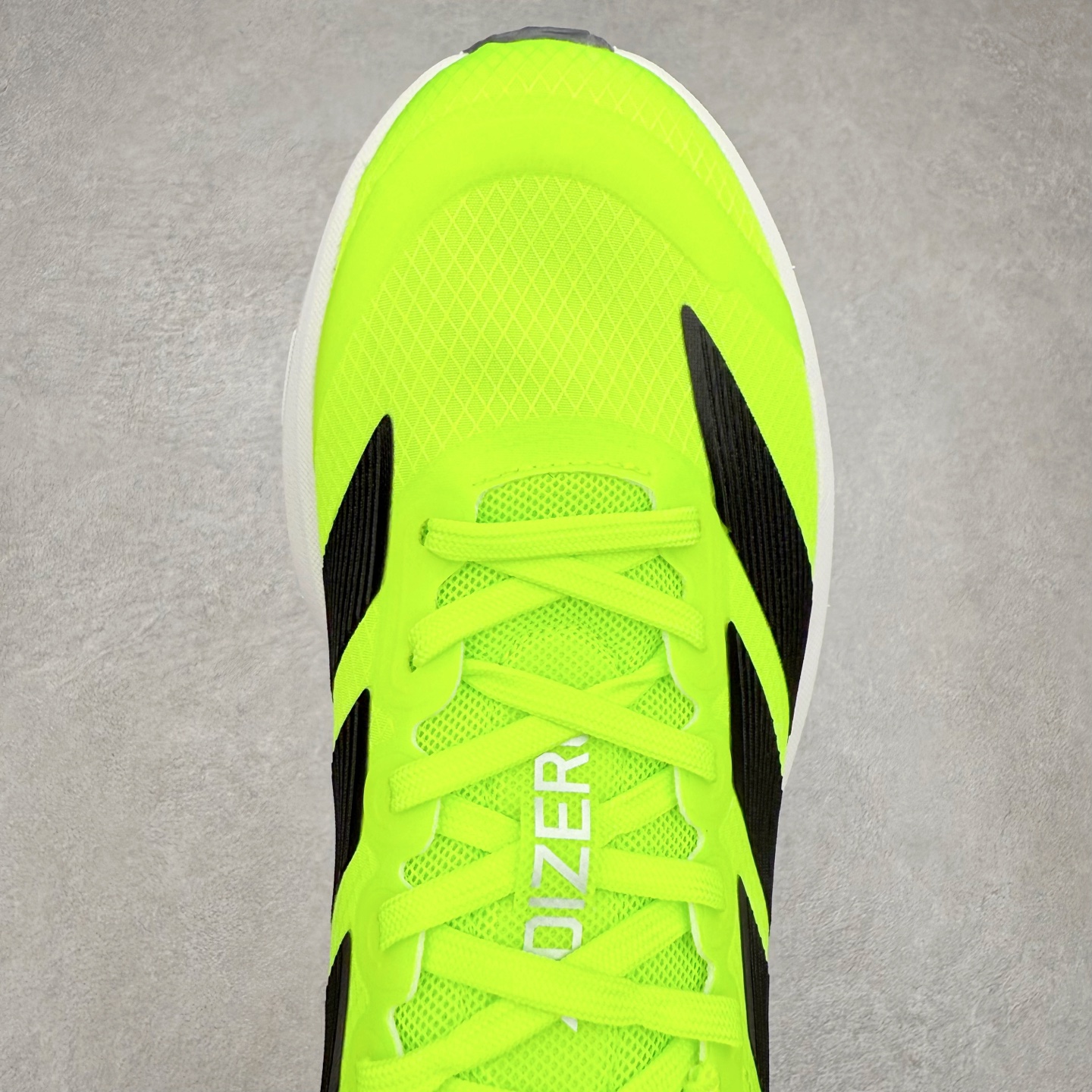 图片[4]-AD Adizero BK 夏季透气网眼竞速跑鞋 JP6533 融合Lightstrike和Lightstrike Pro技术 采用乙烯/乙酸乙烯酯(EVA)材质 打造舒适中底 含ENERGYROD能量碳柱 旨在为步伐添活力 尺码：36 36.5 37 38 38.5 39 40 40.5 41 42 42.5 43 44 44.5 45-选品中心