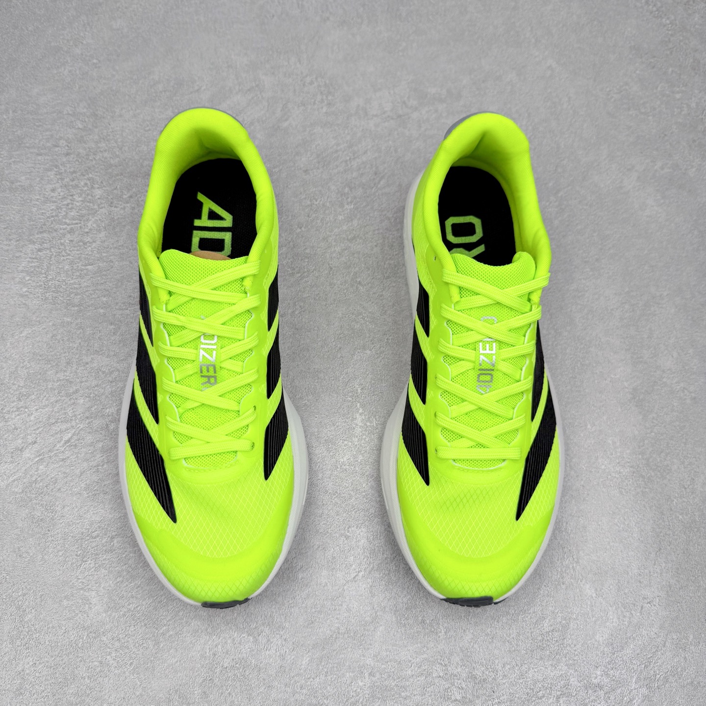 图片[2]-AD Adizero BK 夏季透气网眼竞速跑鞋 JP6533 融合Lightstrike和Lightstrike Pro技术 采用乙烯/乙酸乙烯酯(EVA)材质 打造舒适中底 含ENERGYROD能量碳柱 旨在为步伐添活力 尺码：36 36.5 37 38 38.5 39 40 40.5 41 42 42.5 43 44 44.5 45-选品中心