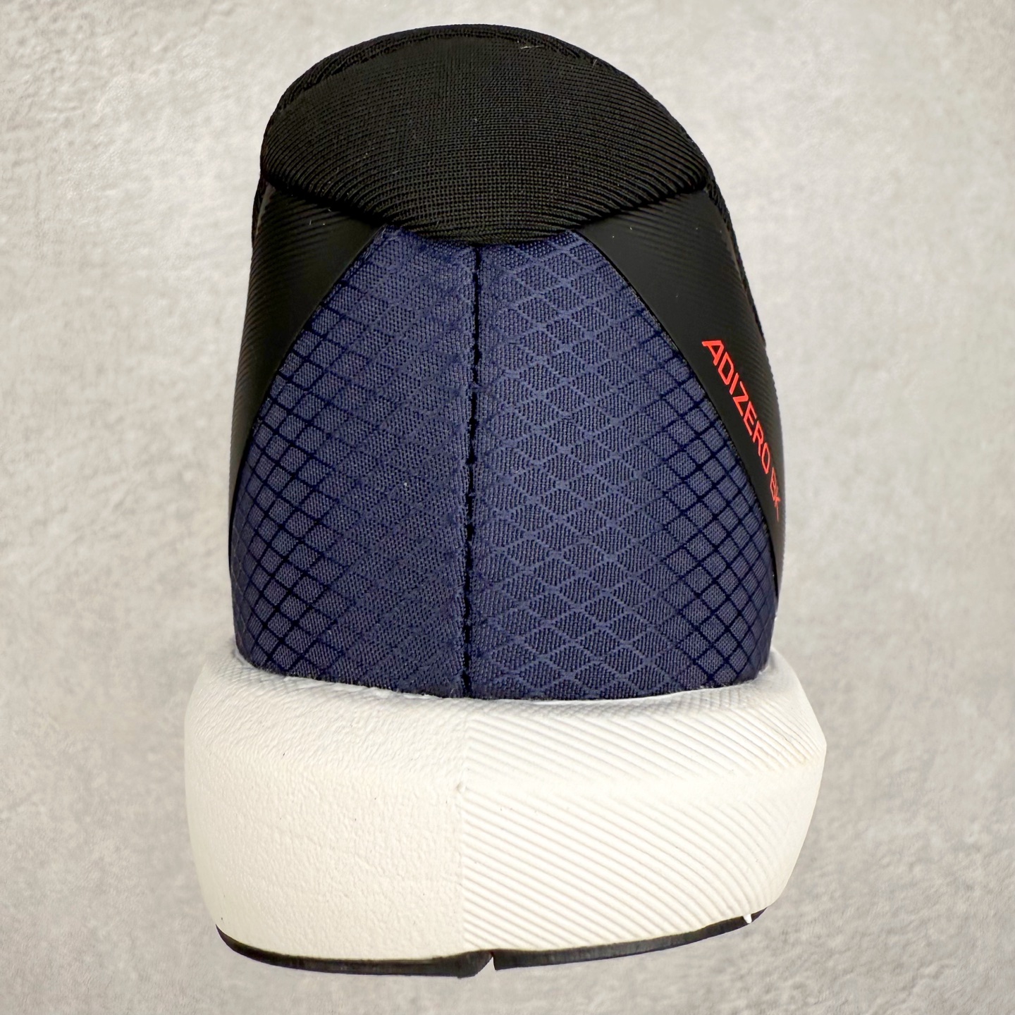 图片[8]-AD Adizero BK 夏季透气网眼竞速跑鞋 JP6515 融合Lightstrike和Lightstrike Pro技术 采用乙烯/乙酸乙烯酯(EVA)材质 打造舒适中底 含ENERGYROD能量碳柱 旨在为步伐添活力 尺码：36 36.5 37 38 38.5 39 40 40.5 41 42 42.5 43 44 44.5 45-选品中心