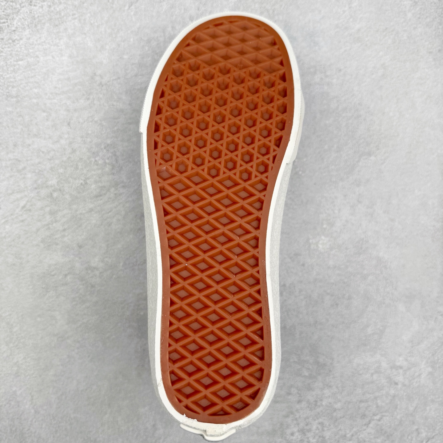 图片[9]-Vans Sk8-Low 黑色棕榈叶 范斯官方 防滑耐磨硫化帆布鞋 鞋款采用帆布与麂皮材质拼接而成 鞋面搭配棕榈叶图案 极具辨识度 上脚百搭不出错 尺码：35 36 36.5 37 38 38.5 39 40 40.5 41 42 42.5 43 44-选品中心