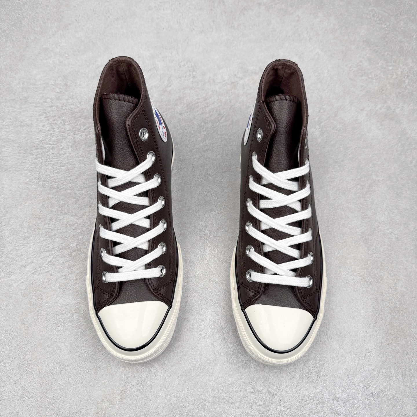 图片[2]-Converse Chuck 1970s 纯色皮面 经典70s鞋型 鞋面和Logo标均采用荔枝纹皮面材质 质感拉满 货号：A09479C 复古灰 货号：A10154C 棕咖色 尺码：35-44（36.5 37.5 39.5 41.5 42.5）-选品中心
