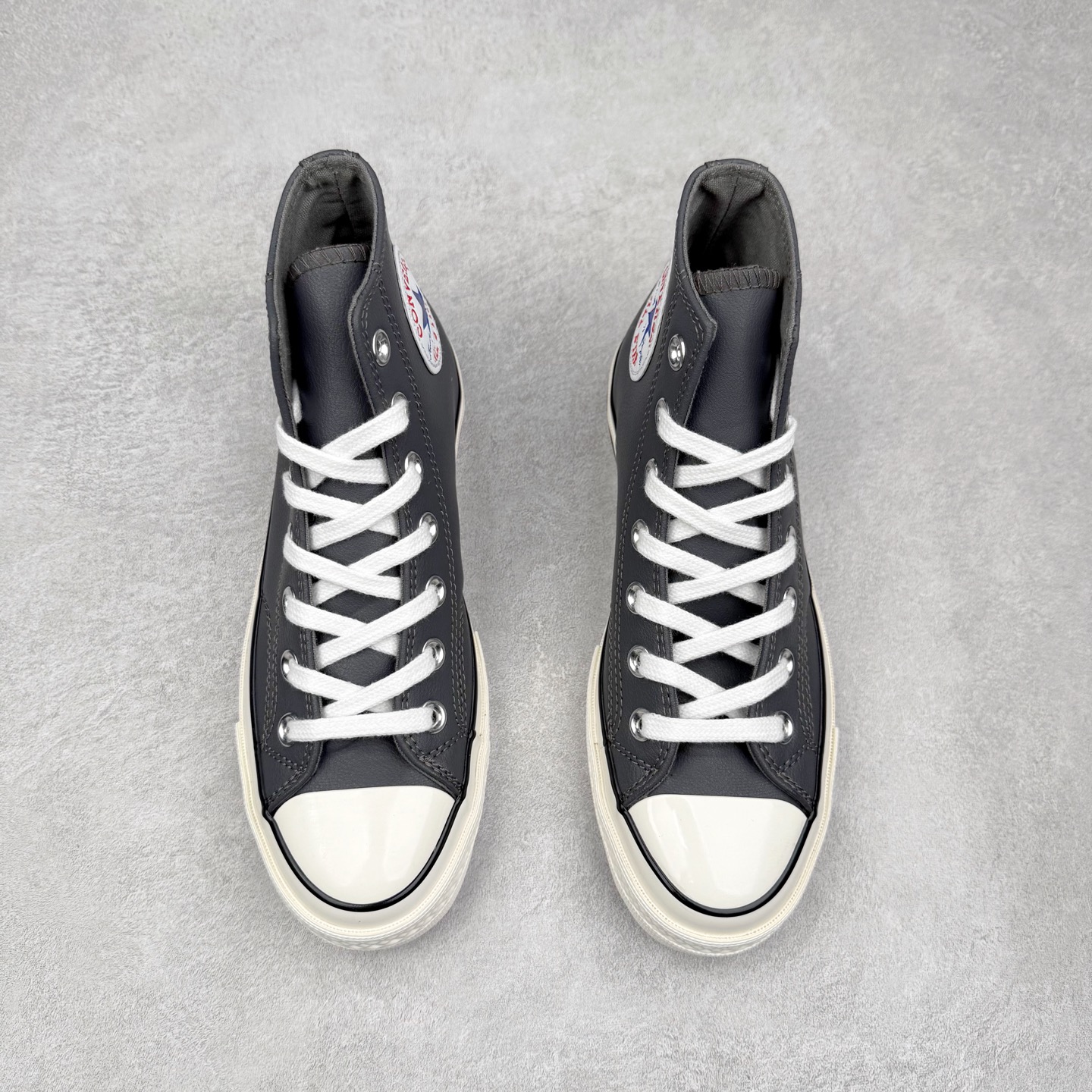 图片[2]-Converse Chuck 1970s 纯色皮面 经典70s鞋型 鞋面和Logo标均采用荔枝纹皮面材质 质感拉满 货号：A09479C 复古灰 货号：A10154C 棕咖色 尺码：35-44（36.5 37.5 39.5 41.5 42.5）-选品中心