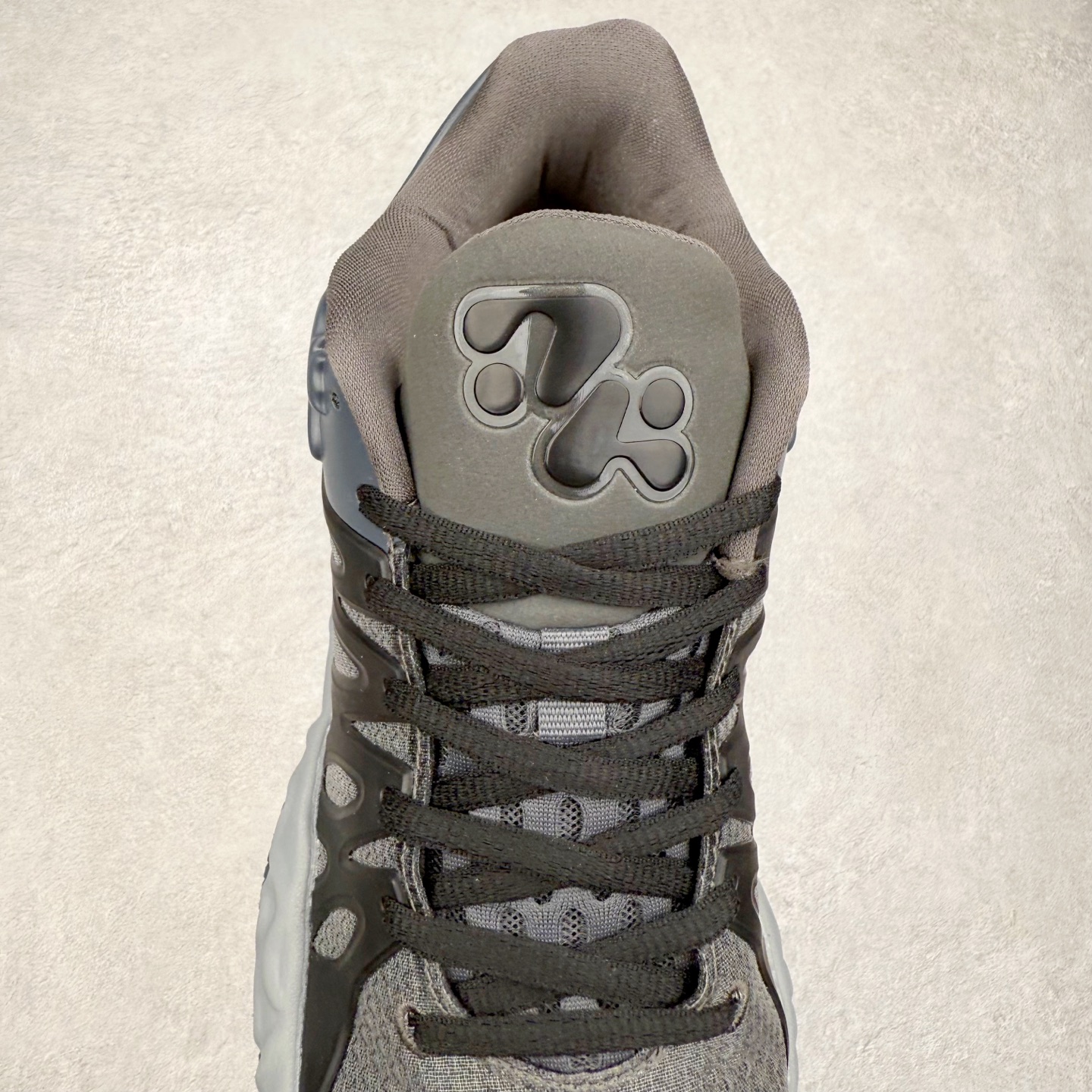 图片[5]-PUMA STEWIE 3 彪马舒适百搭防滑耐磨低帮 篮球鞋 实拍调校N版已经零色差零失真 百分百还原实物色彩所见即所得 不存在货不对板色差等低级问题 选购参考实物拍摄 不混卖不参货 只用心做好货严格选品 承诺混一赔十 尺码：36 36.5 37.5 38 38.5 39 40 40.5 41 42 42.5 43 44 44.5 45-选品中心